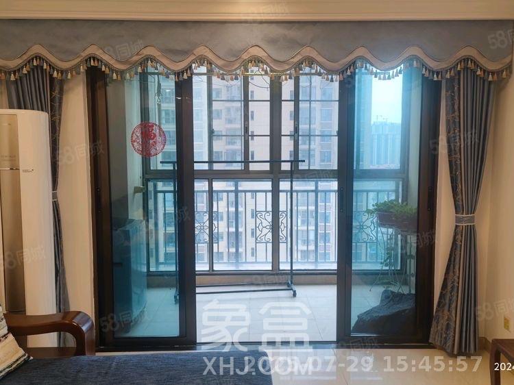 江山帝景哈佛  3室2厅2卫   2200.00元/月室内图