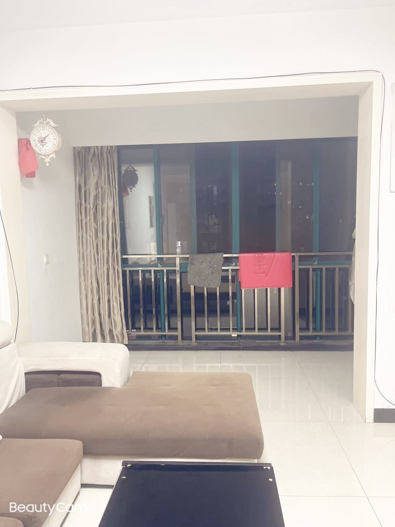 桃花里  3室2厅1卫    1800.0元/月 桃花里  3室2厅1卫    1800.0元/月