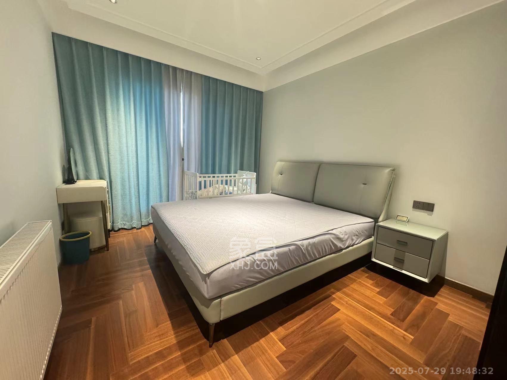 晟通牡丹舸  3室2厅2卫    7500.0元/月室内图