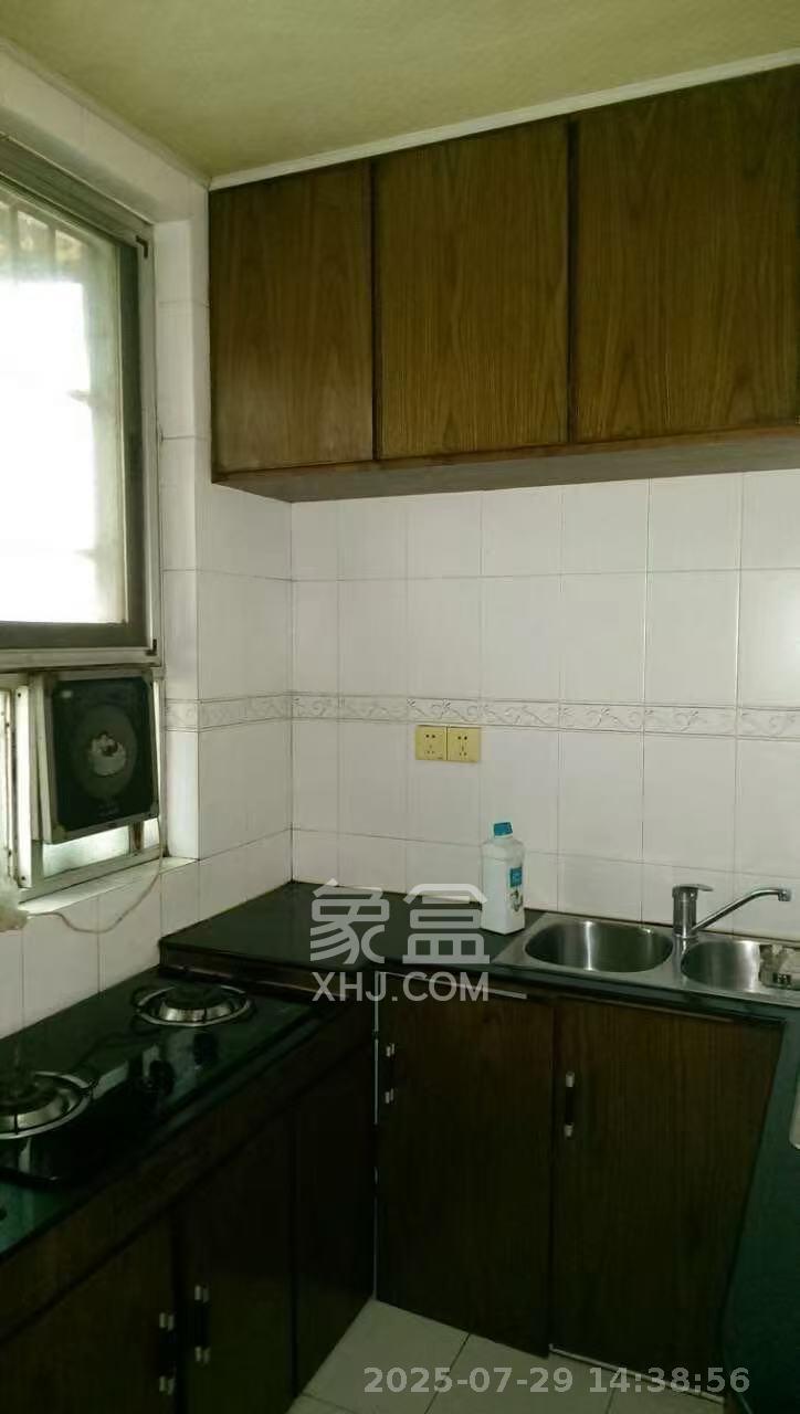 虹嘉花园(虹嘉园小区) 2室2厅1卫 1800.0元/月 虹嘉花园(虹嘉园小区) 2室2厅1卫 1800.0元/月室内图