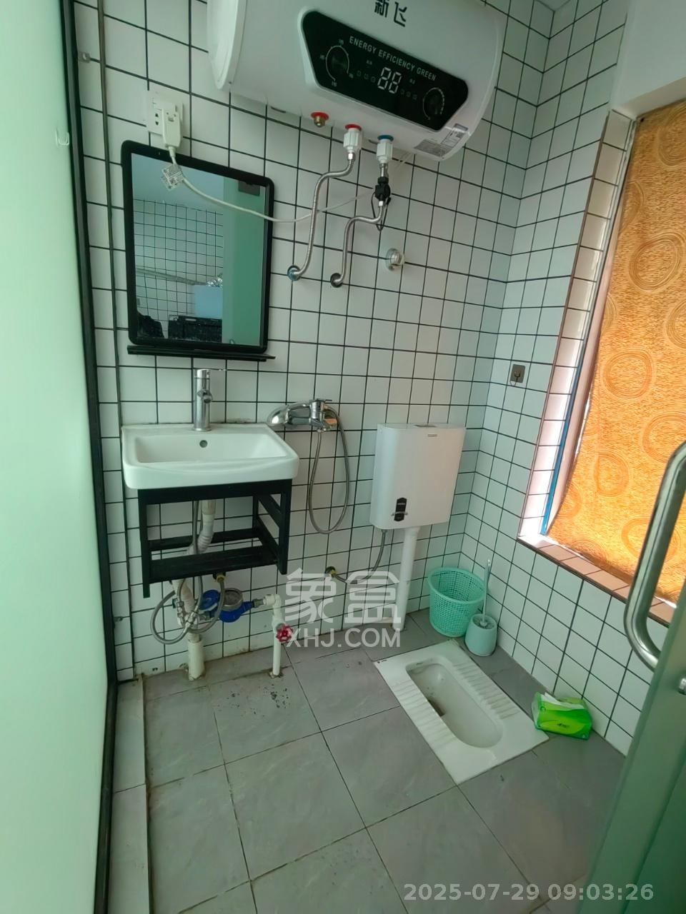 扬帆小区  1室1厅1卫   1100.00元/月室内图