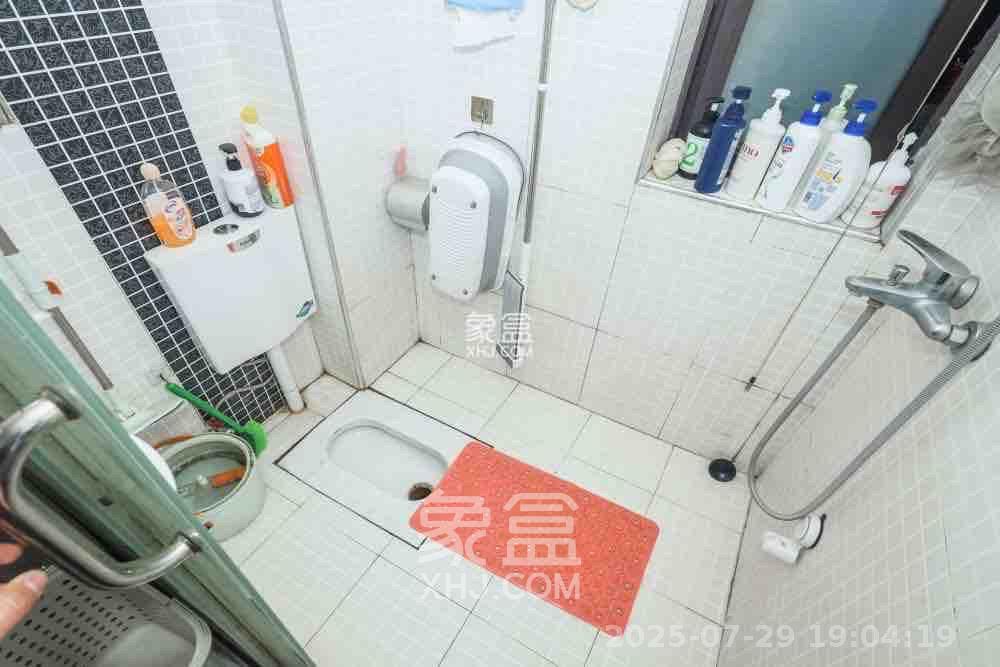 保利麓谷林语E区  4室2厅2卫   3200.00元/月室内图