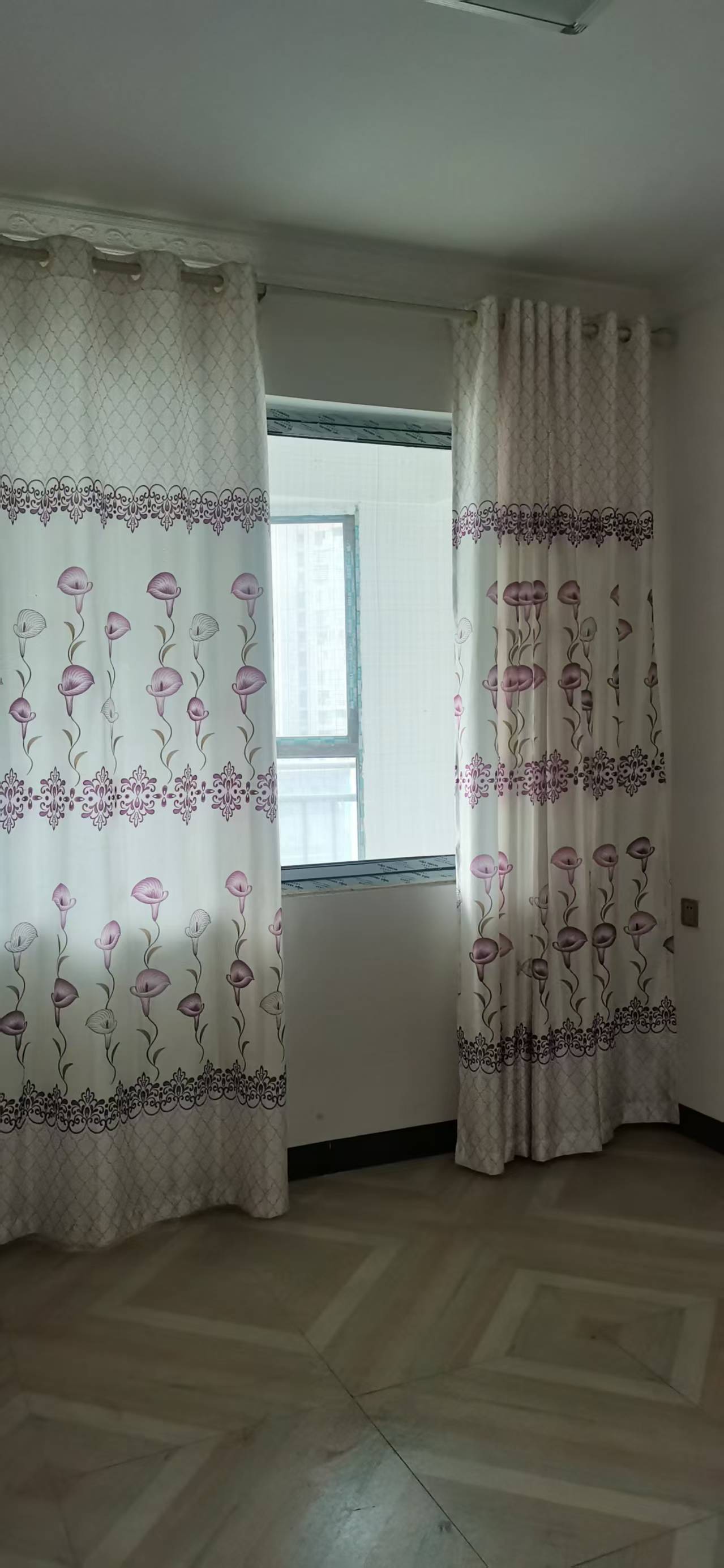 回龙湾主人家园  4室2厅4卫    1500.0元/月室内图