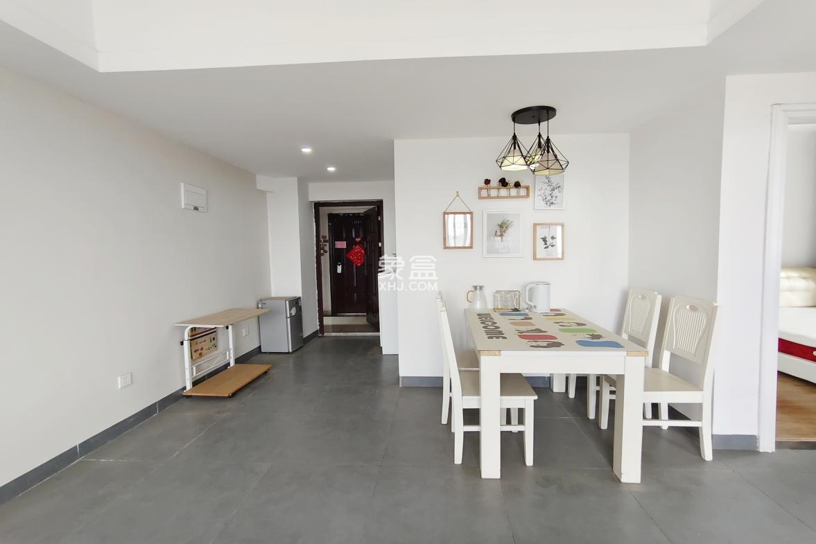 新桂公馆 2室2厅1卫 29.8万 新桂公馆 2室2厅1卫 29.8万室内图