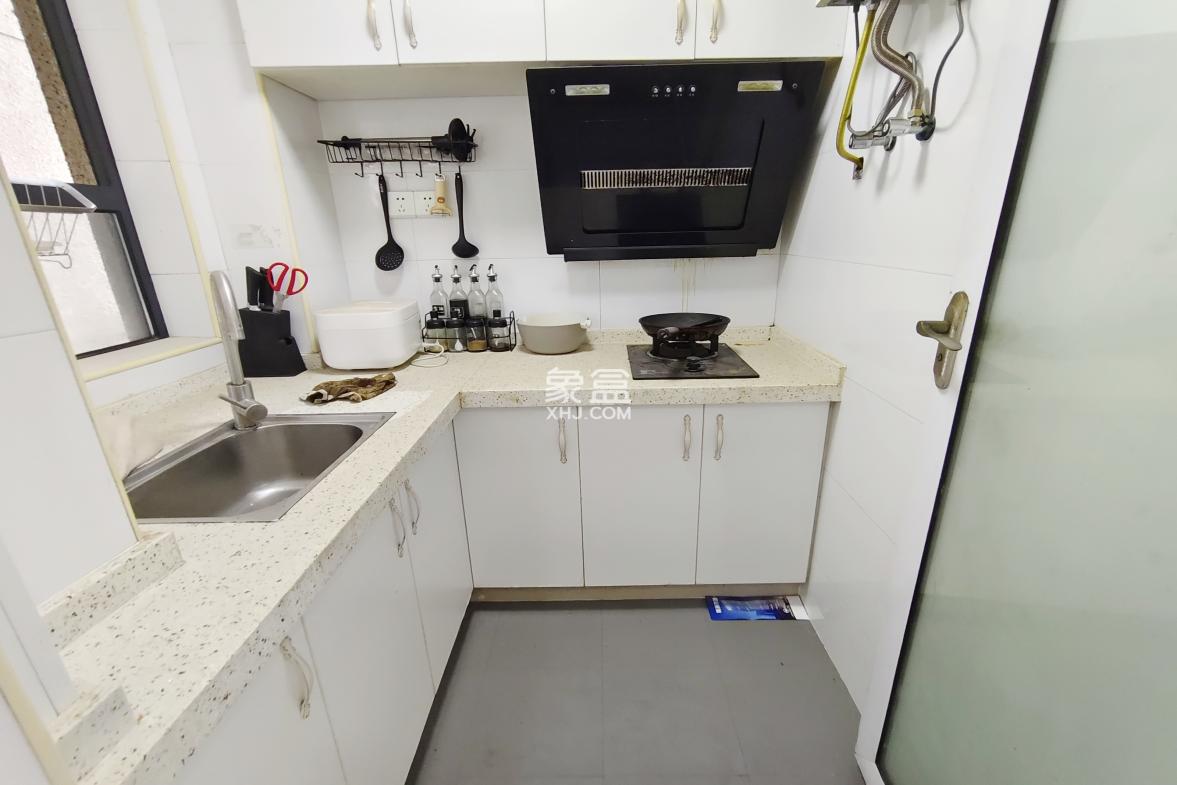 新桂公馆 2室2厅1卫 29.8万 新桂公馆 2室2厅1卫 29.8万室内图