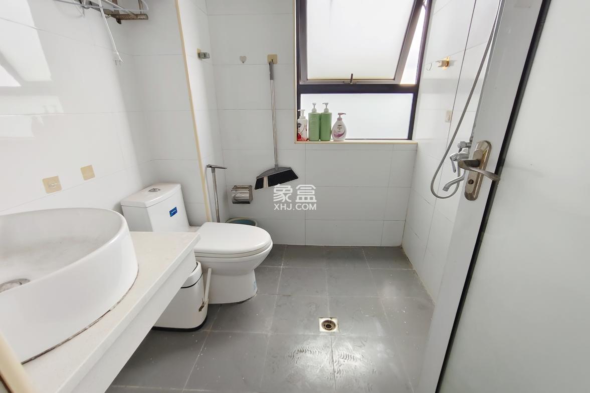 新桂公馆 2室2厅1卫 29.8万 新桂公馆 2室2厅1卫 29.8万室内图