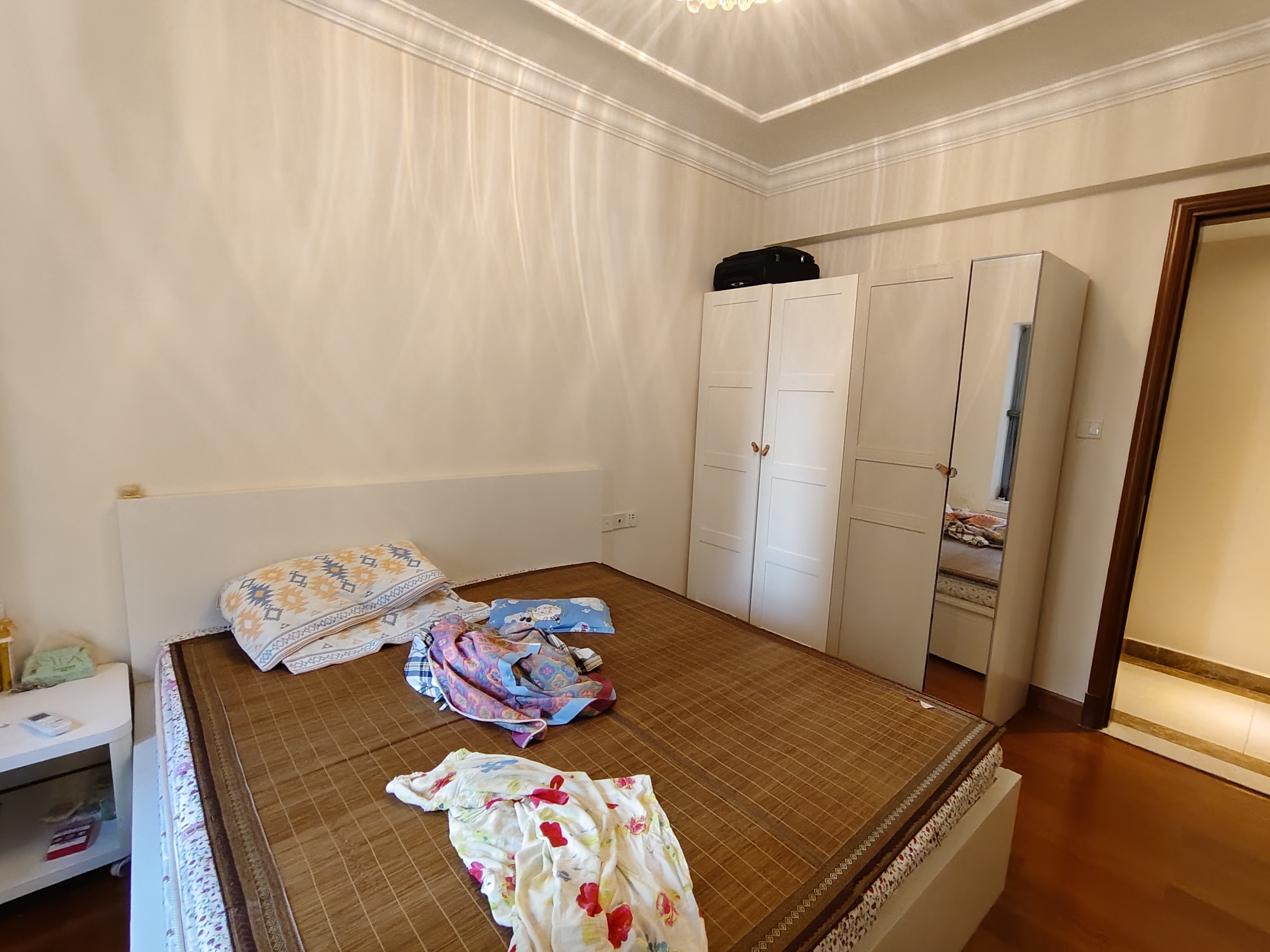 恒大华府  2室2厅1卫    48.0万 恒大华府  2室2厅1卫    48.0万室内图