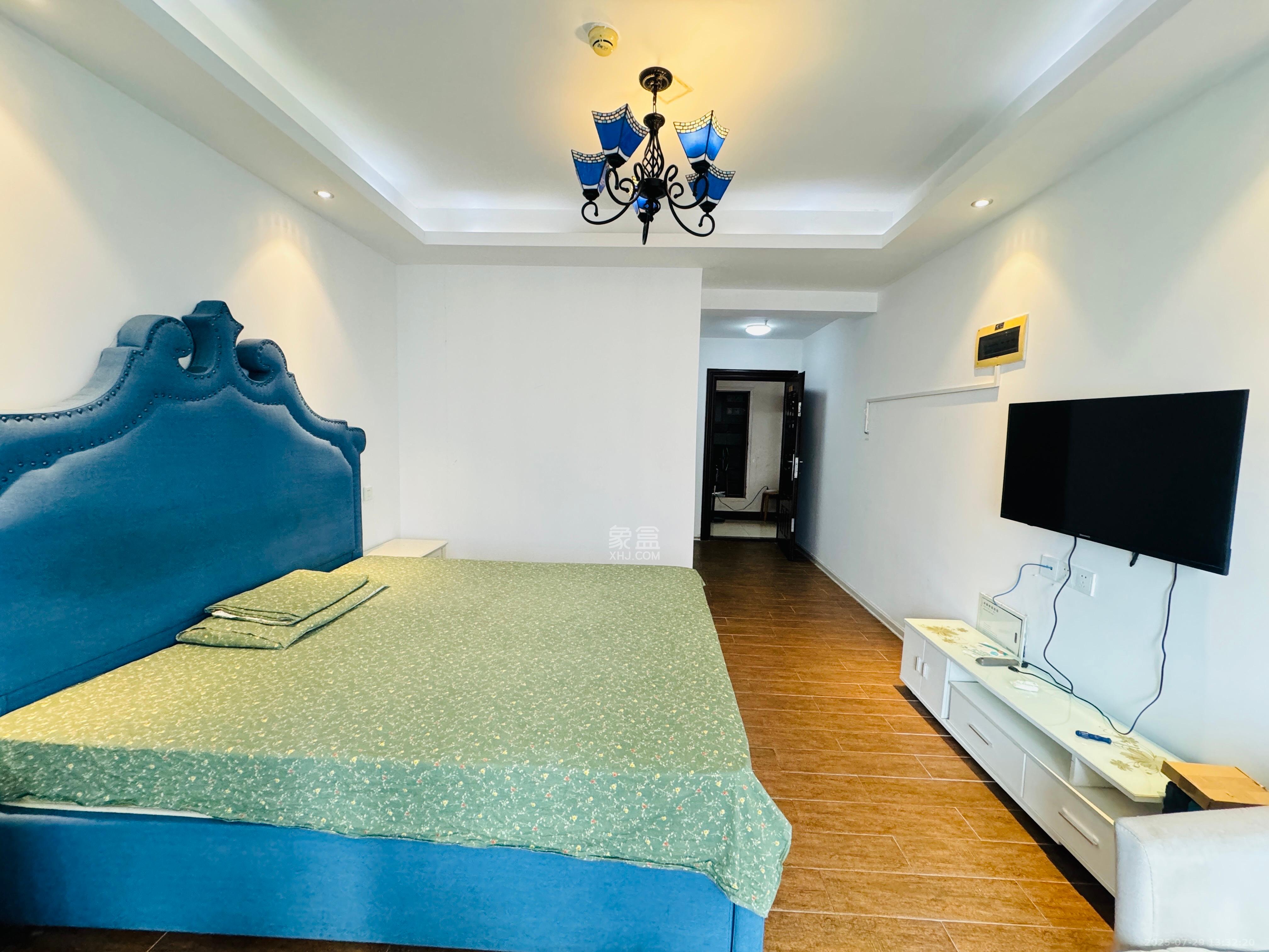 佳兴国际汇 1室1厅1卫 1700.0元/月 佳兴国际汇 1室1厅1卫 1700.0元/月室内图