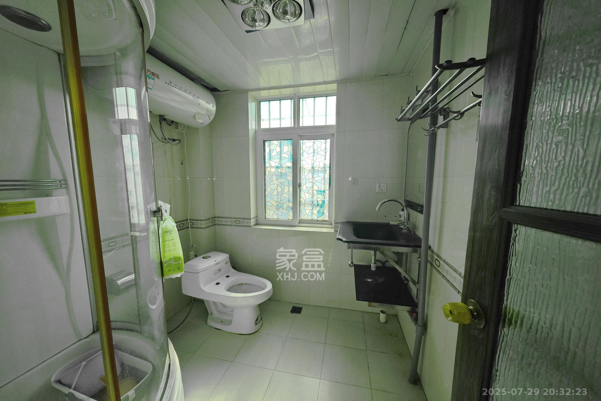 今利园  3室2厅2卫    101.8万其他