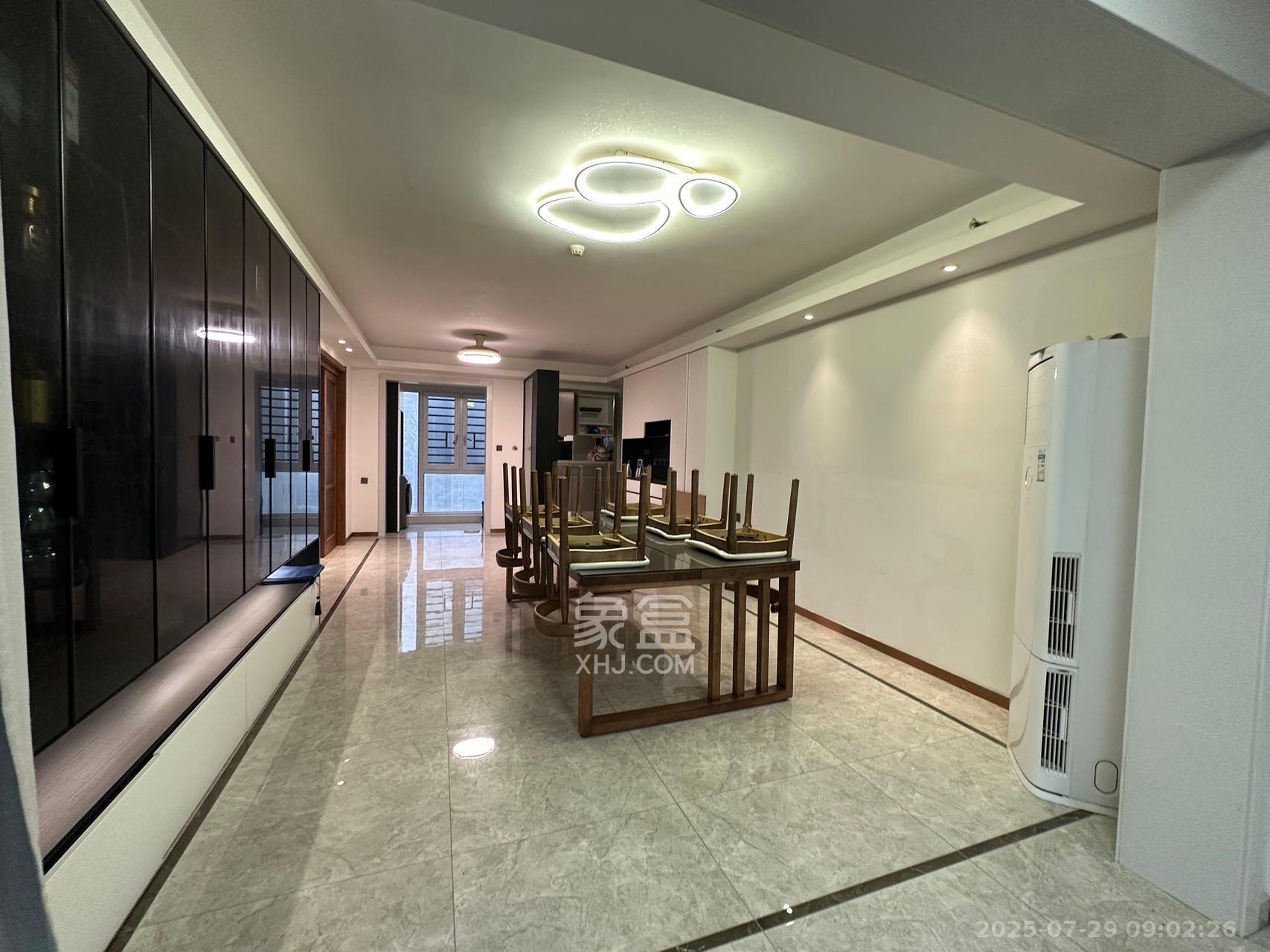 梅溪悦章 4室2厅2卫 4000.0元/月 梅溪悦章 4室2厅2卫 4000.0元/月室内图