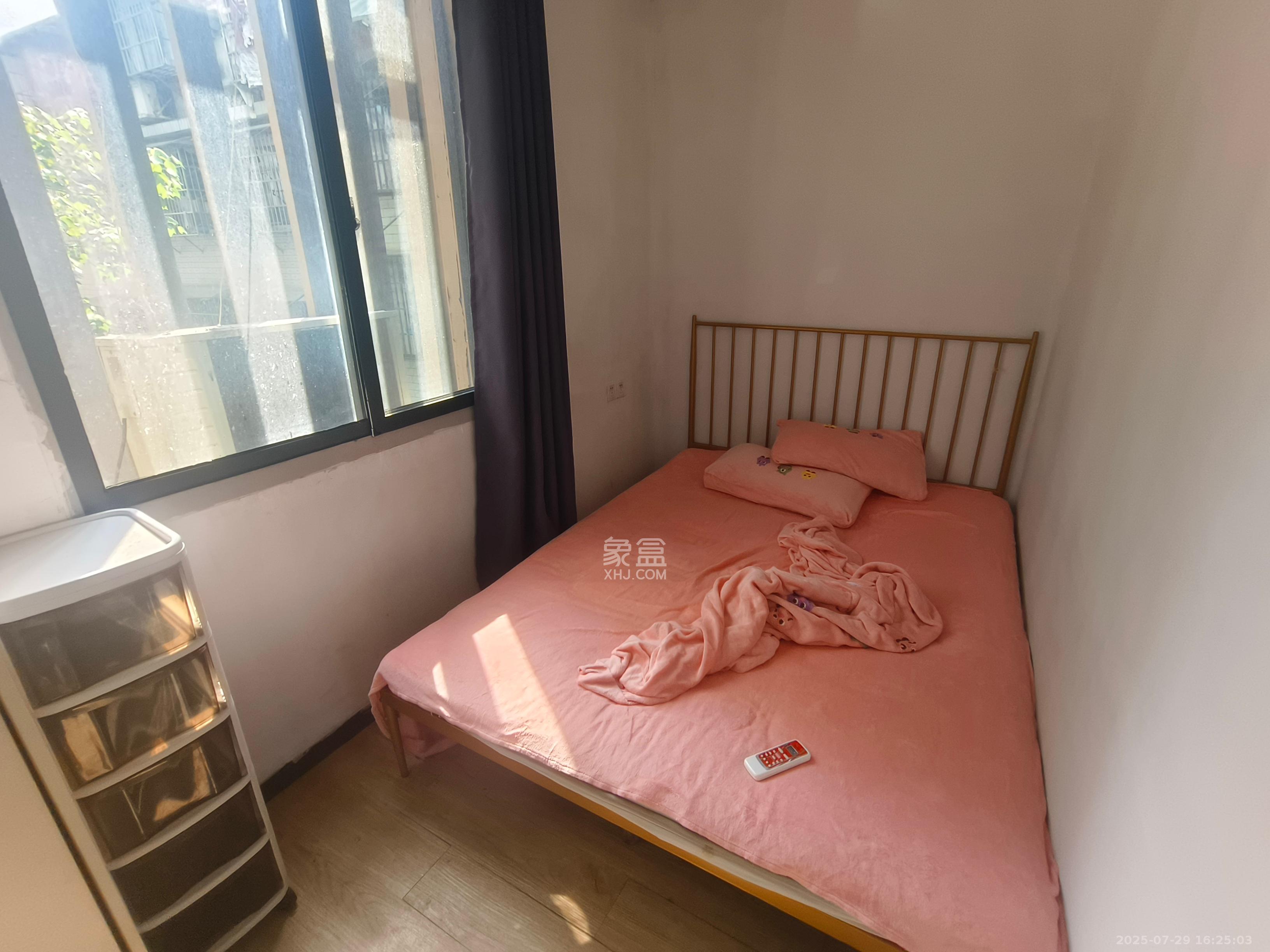 白沙街(白沙巷)散盘 1室0厅0卫 1200.0元/月 白沙街(白沙巷)散盘 1室0厅0卫 1200.0元/月室内图