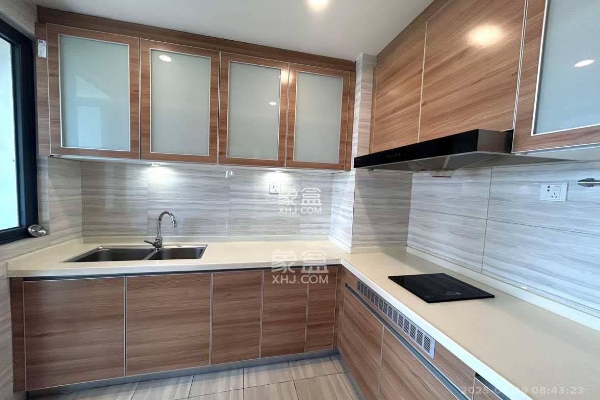 恒大上林苑  1室1厅1卫    2100.0元/月 恒大上林苑  1室1厅1卫    2100.0元/月室内图