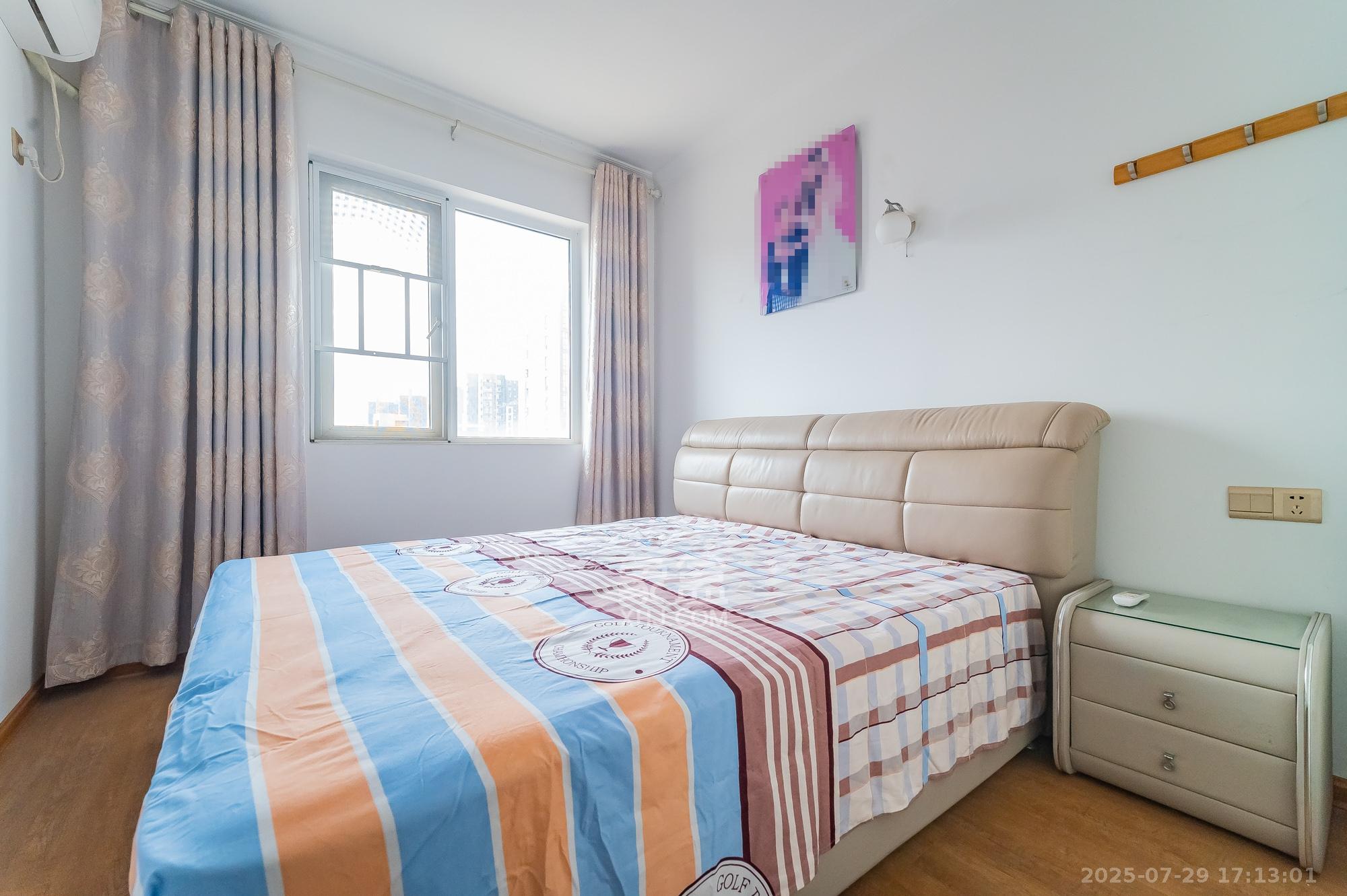 MOMA当代广场 3室2厅1卫 78.0万 MOMA当代广场 3室2厅1卫 78.0万卧室