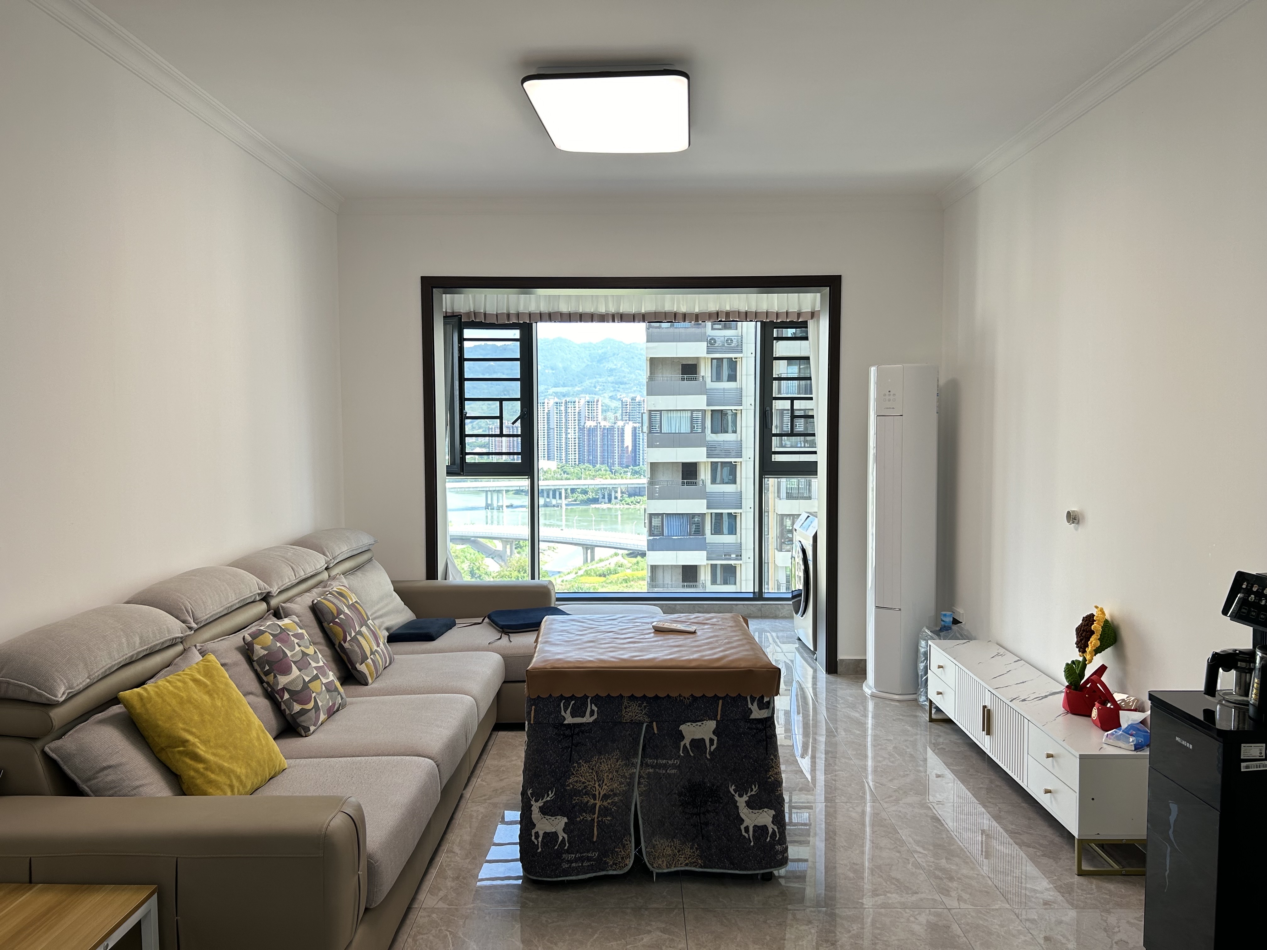 世茂云城 3室2厅2卫 2000.0元/月 世茂云城 3室2厅2卫 2000.0元/月室内图