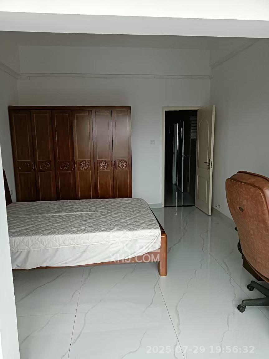 开宇大厦  2室1厅1卫    2800.0元/月 开宇大厦  2室1厅1卫    2800.0元/月室内图