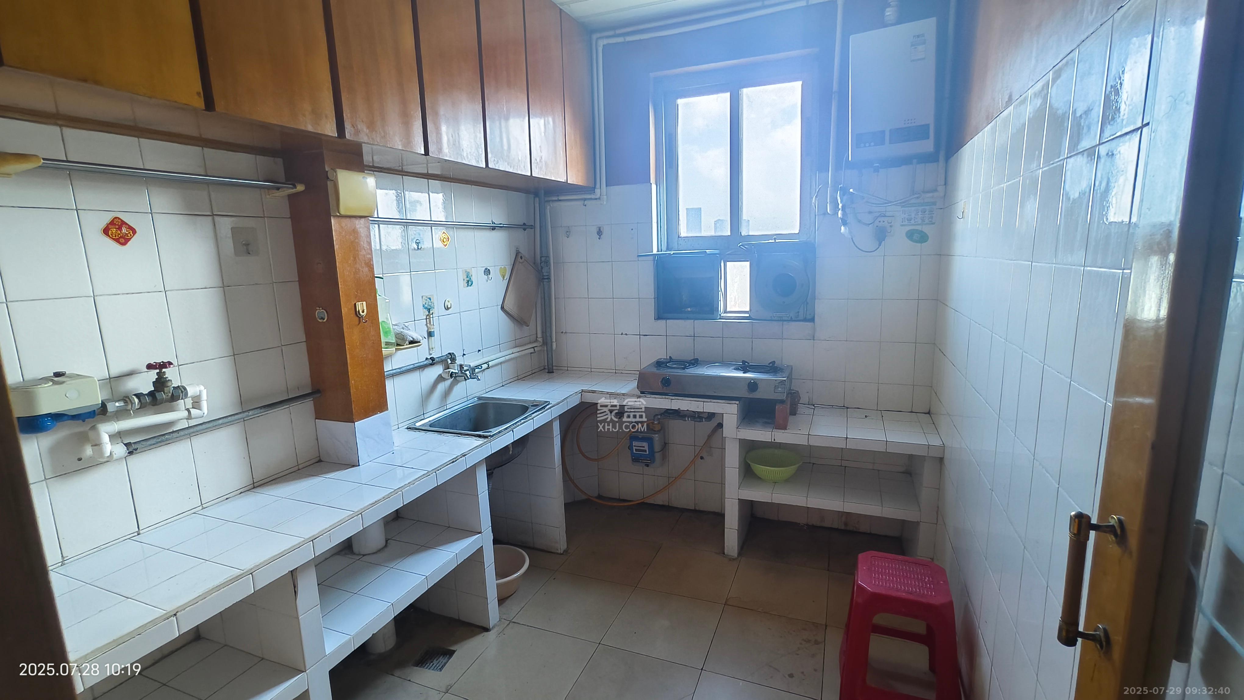 南方电信宿舍  2室2厅1卫    2800.0元/月室内图