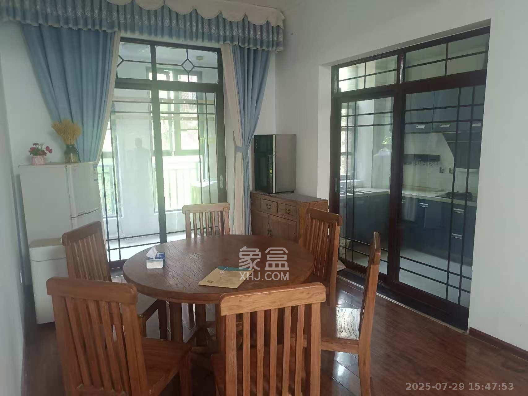 中隆国际御玺  4室2厅3卫    5000.0元/月室内图