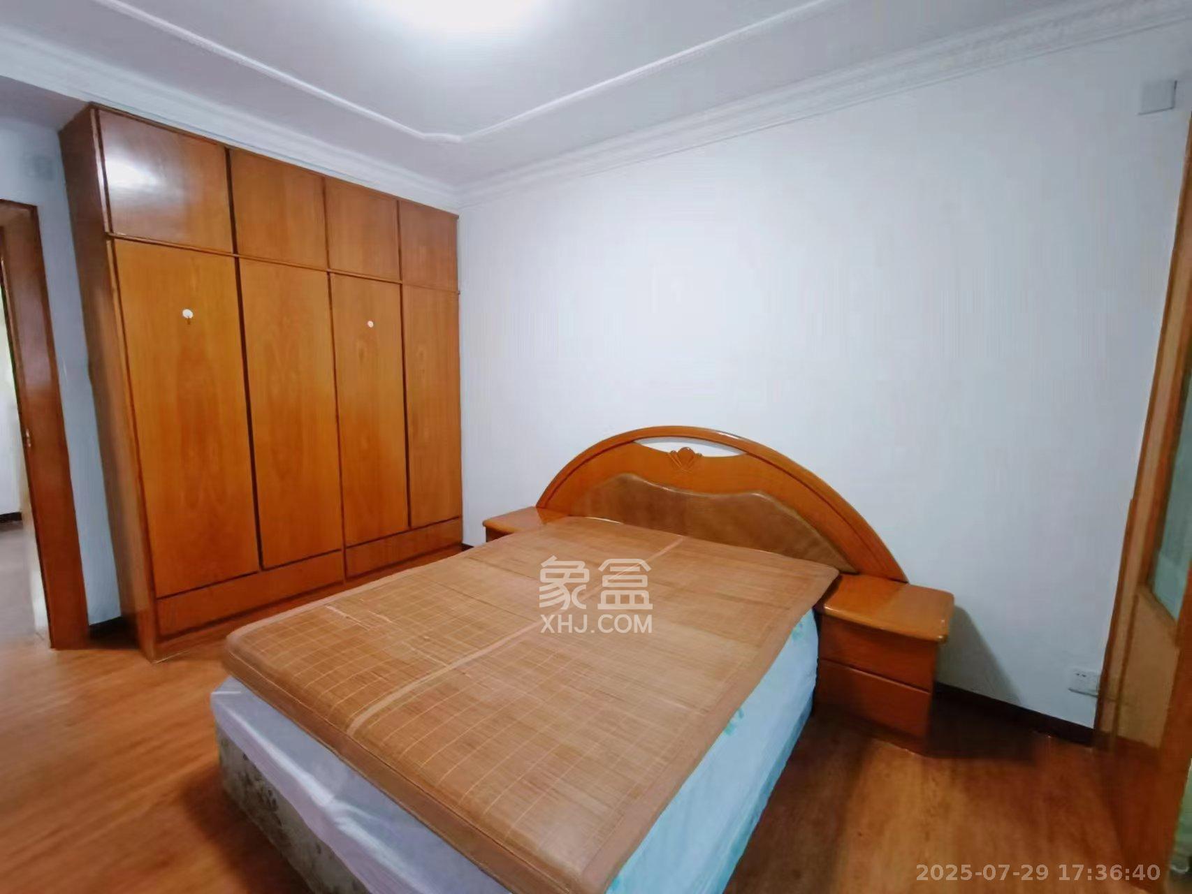 曙光路友阿宿舍  2室1厅1卫    1600.0元/月室内图