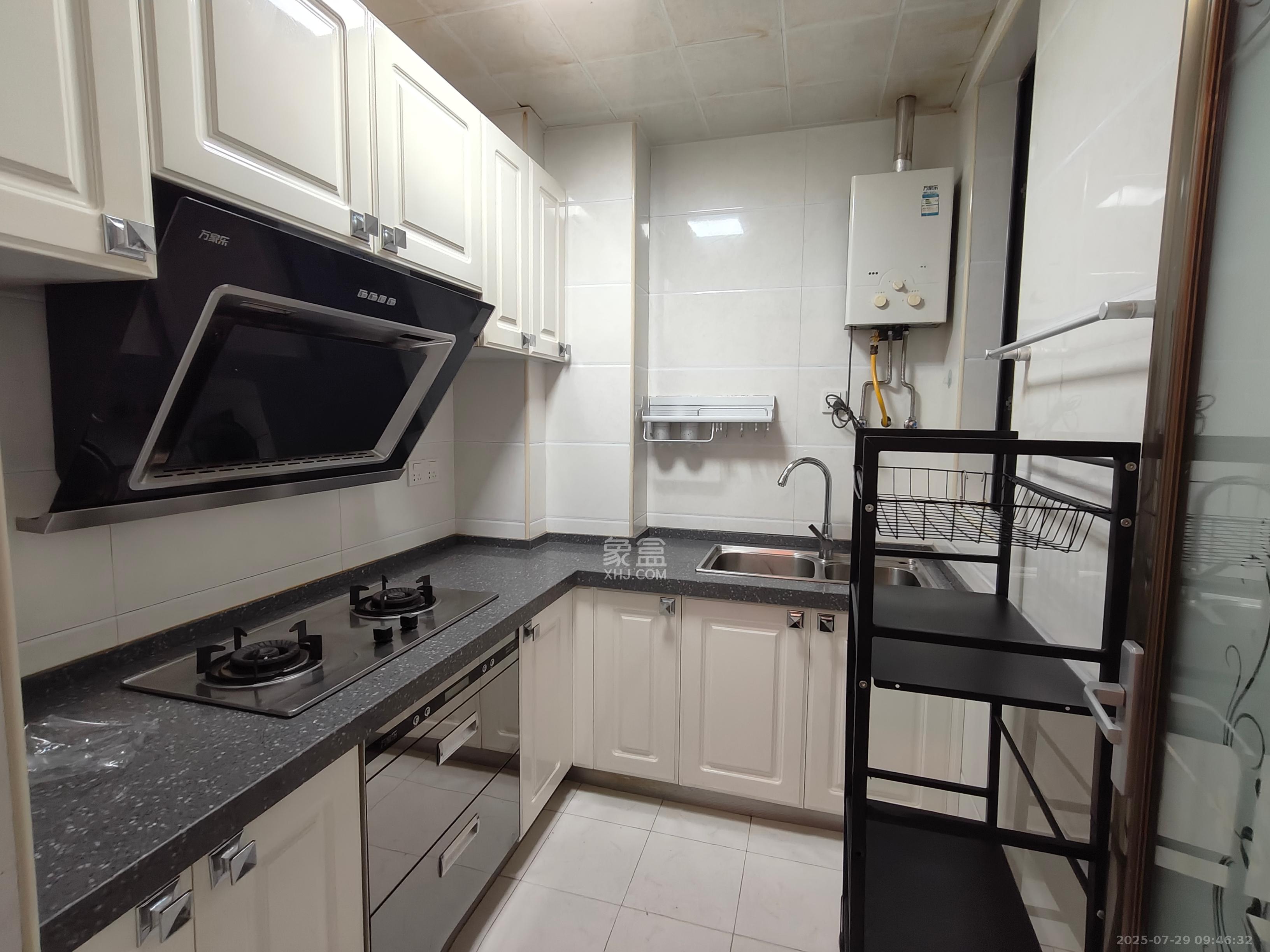 万博汇 2室2厅1卫 2900.0元/月 万博汇 2室2厅1卫 2900.0元/月室内图