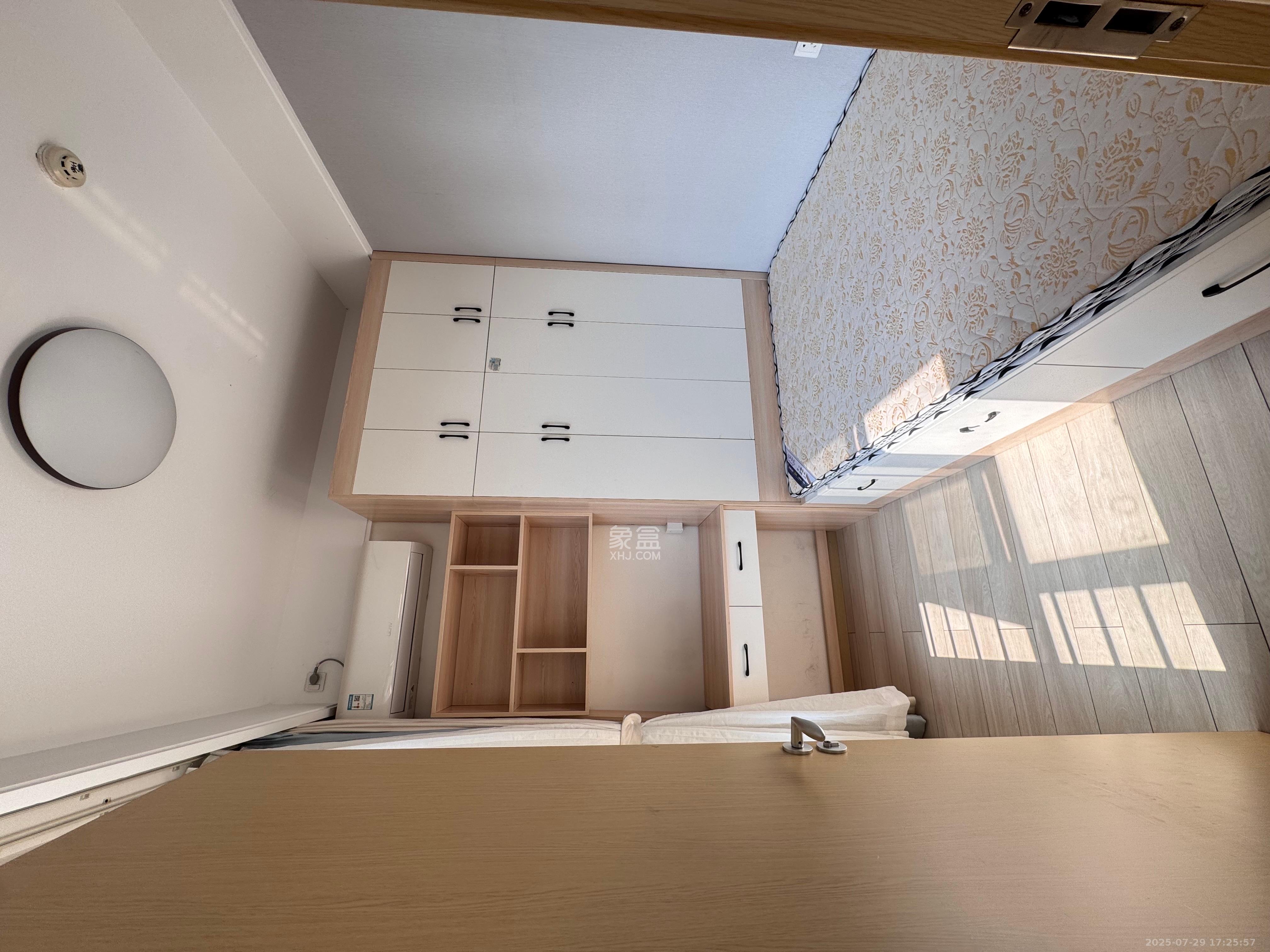 启迪协信中心 2室1厅1卫 2600.0元/月 启迪协信中心 2室1厅1卫 2600.0元/月室内图