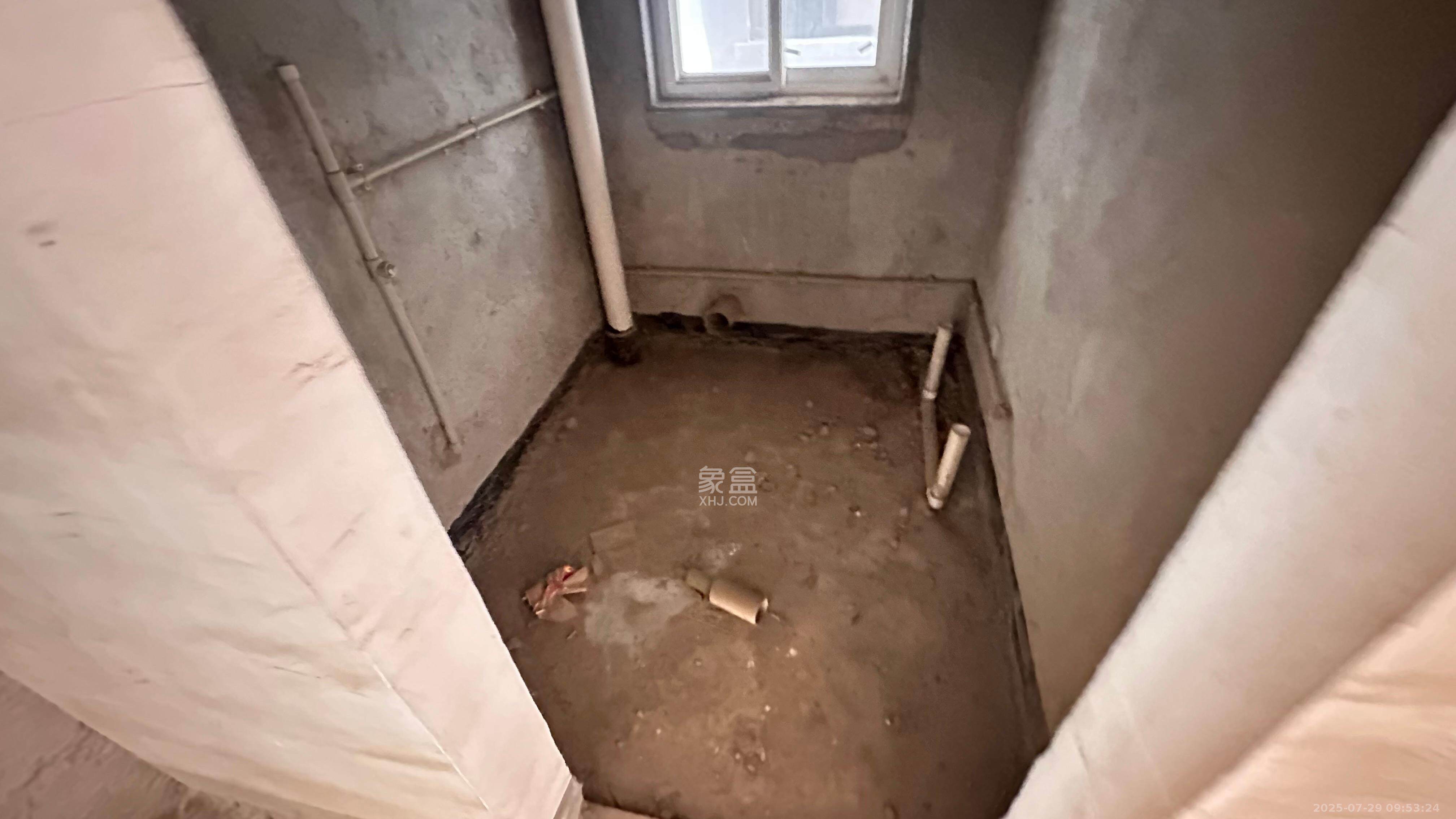 湘路家园  6室3厅4卫    2000.0元/月 湘路家园  6室3厅4卫    2000.0元/月室内图