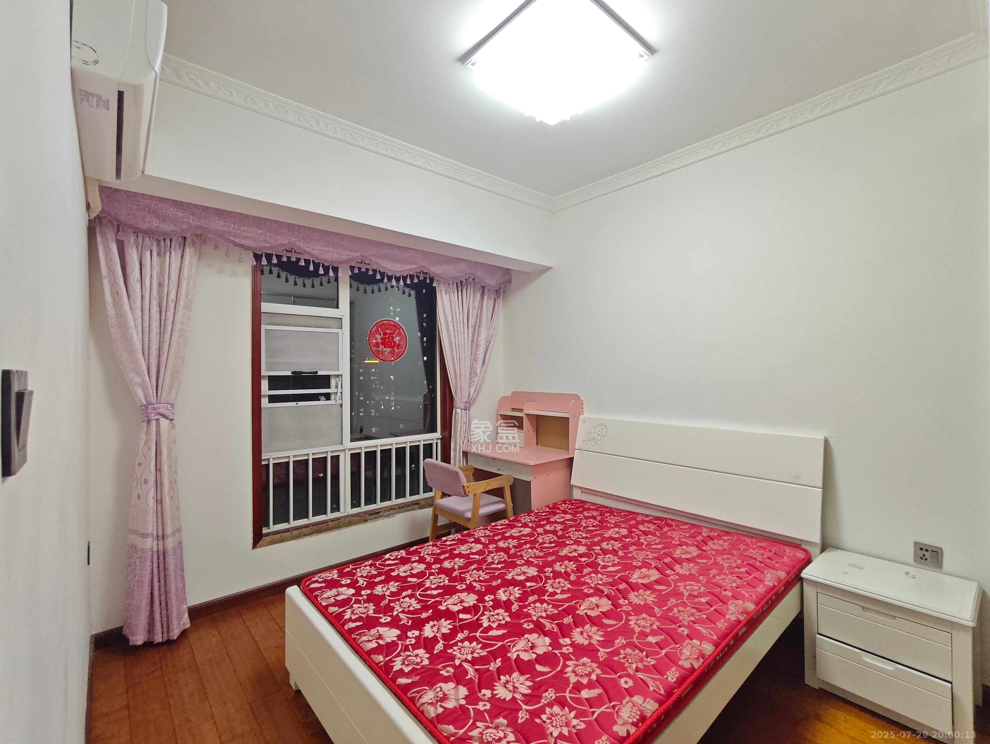 米兰春天 3室2厅1卫 2100.0元/月 米兰春天 3室2厅1卫 2100.0元/月室内图