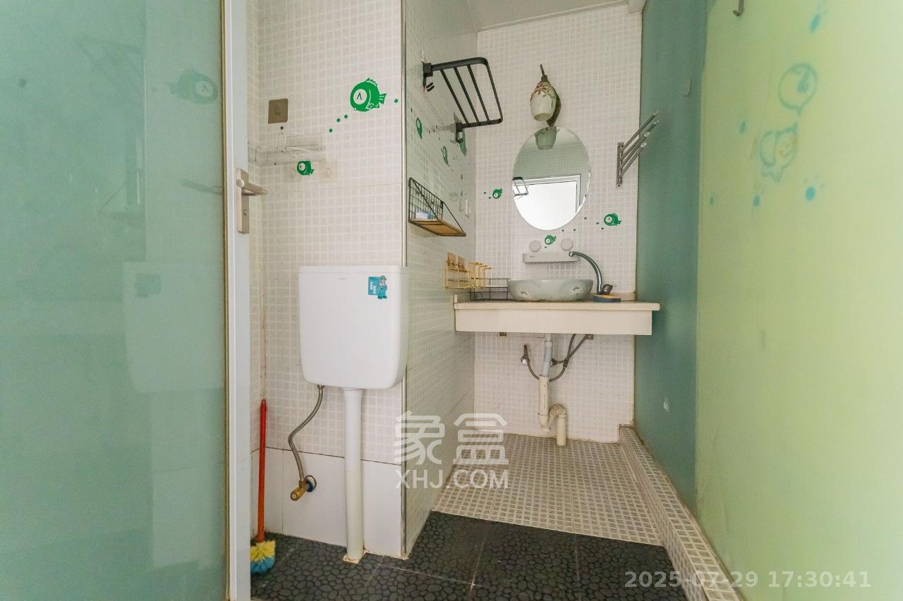 华润凤凰城一期  2室1厅1卫    1600.0元/月室内图