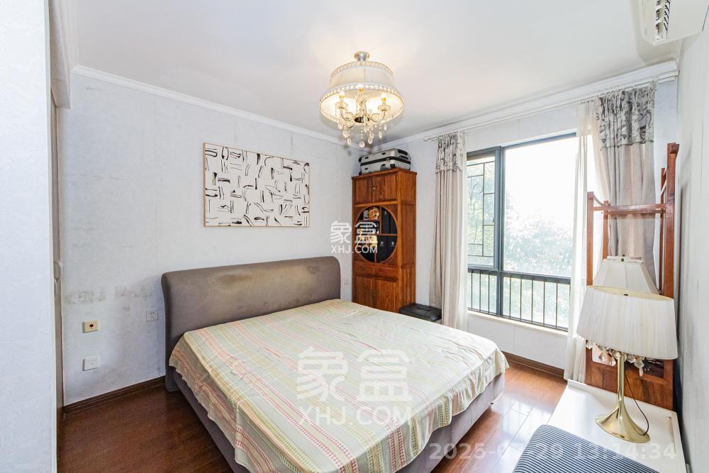 万科城 3室2厅1卫 3000.0元/月 万科城 3室2厅1卫 3000.0元/月室内图