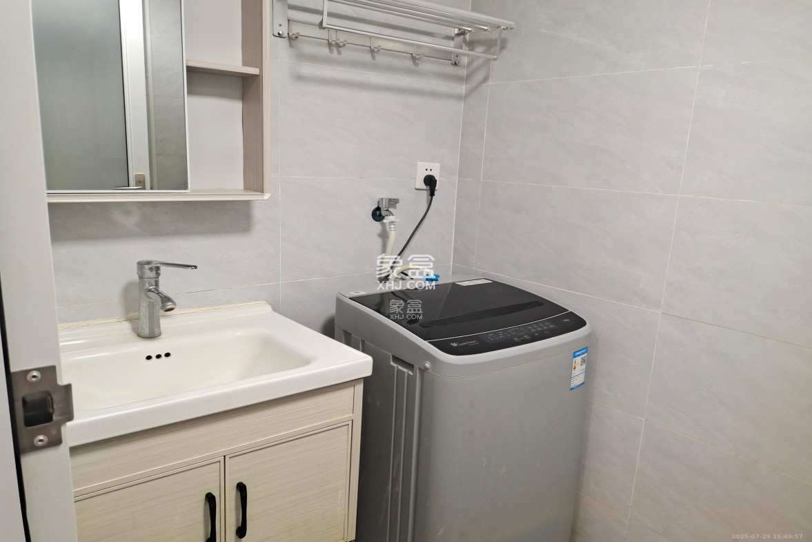 新城悦隽公园 1室1厅1卫 1200.0元/月 新城悦隽公园 1室1厅1卫 1200.0元/月室内图