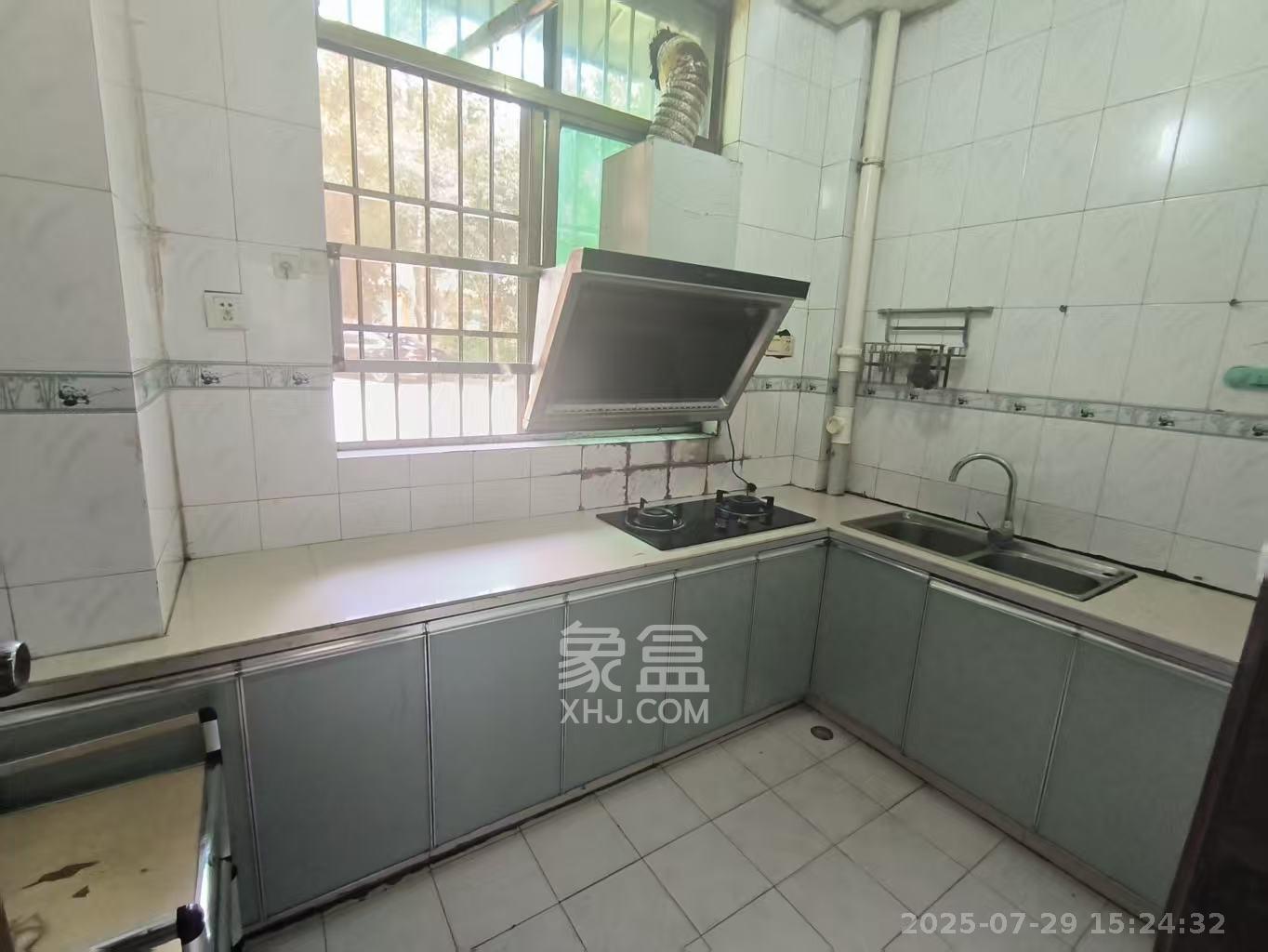 兴联小区 2室2厅1卫 1500.0元/月 兴联小区 2室2厅1卫 1500.0元/月室内图