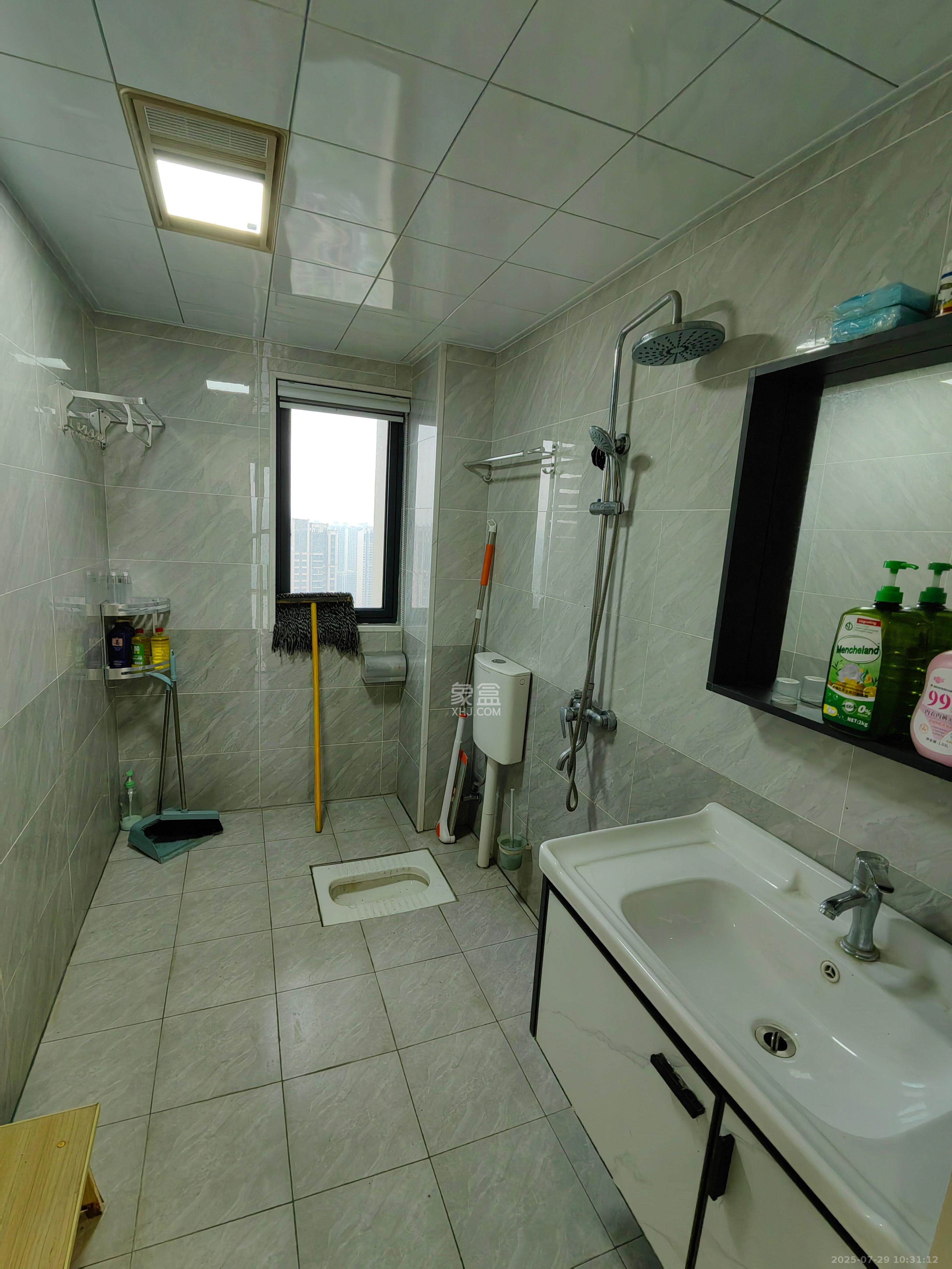 中建梅溪湖中心  3室2厅2卫    3600.0元/月室内图
