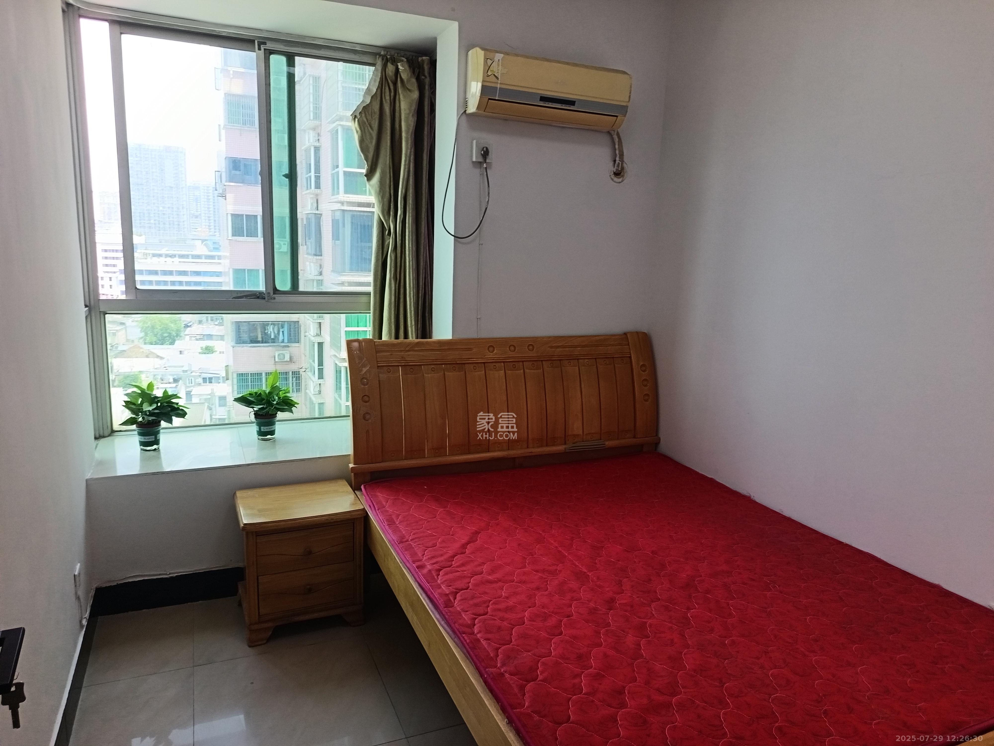 鸿信大厦  3室2厅1卫   5800.00元/月室内图