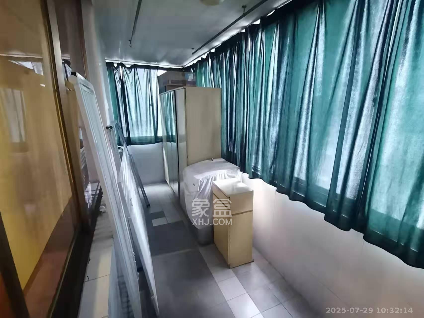 长沙市自来水公司住宅小区(白沙路119号) 2室1厅1卫 2200.0元/月 长沙市自来水公司住宅小区(白沙路119号) 2室1厅1卫 2200.0元/月室内图