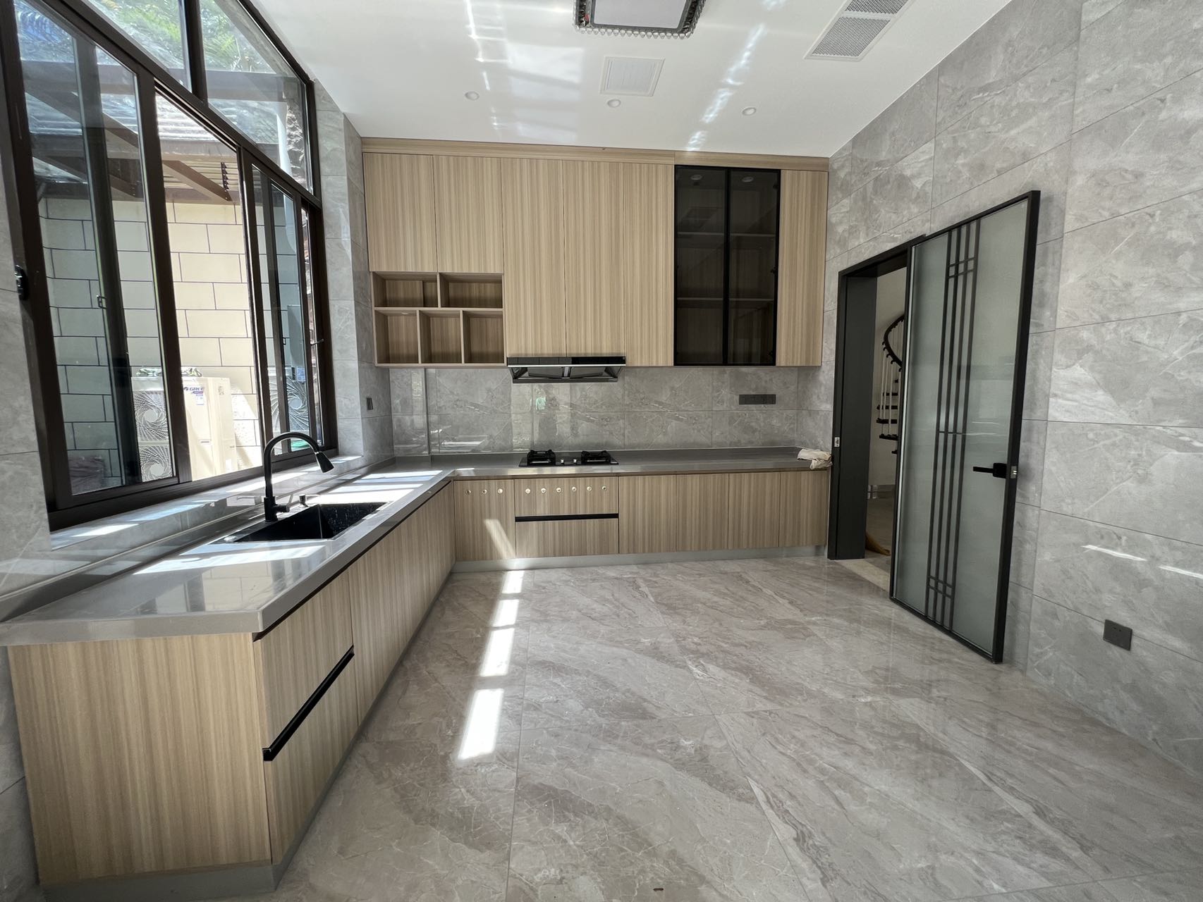 南光西海湾 5室2厅2卫 15000.0元/月 南光西海湾 5室2厅2卫 15000.0元/月室内图