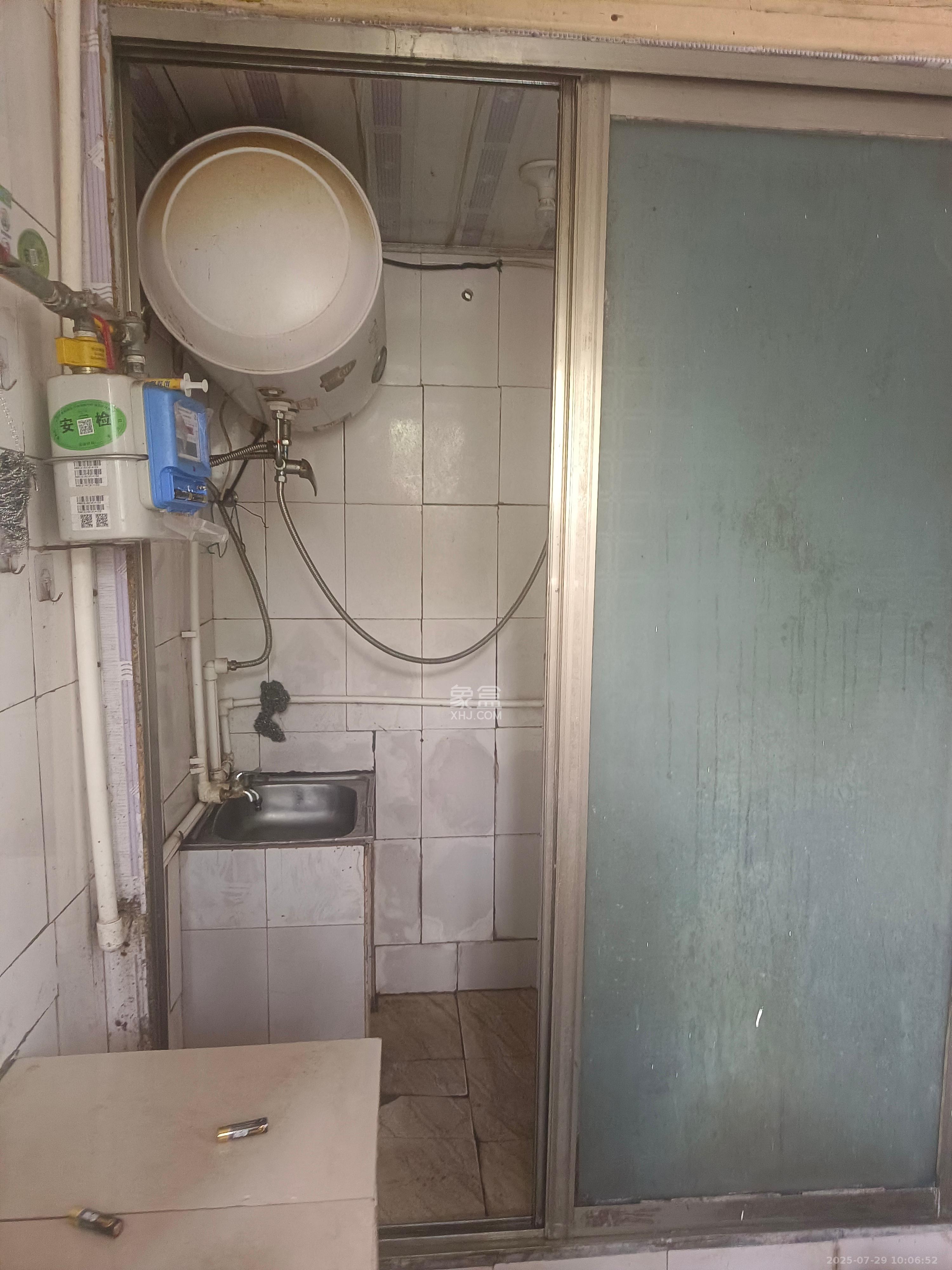 石岭塘社区兴安区  1室1厅1卫    1000.0元/月室内图