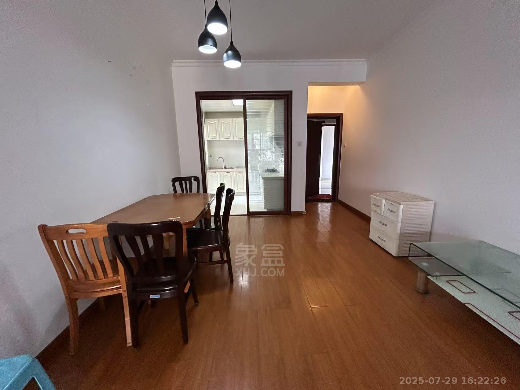 中建御山和苑 3室2厅1卫 1700.0元/月 中建御山和苑 3室2厅1卫 1700.0元/月室内图