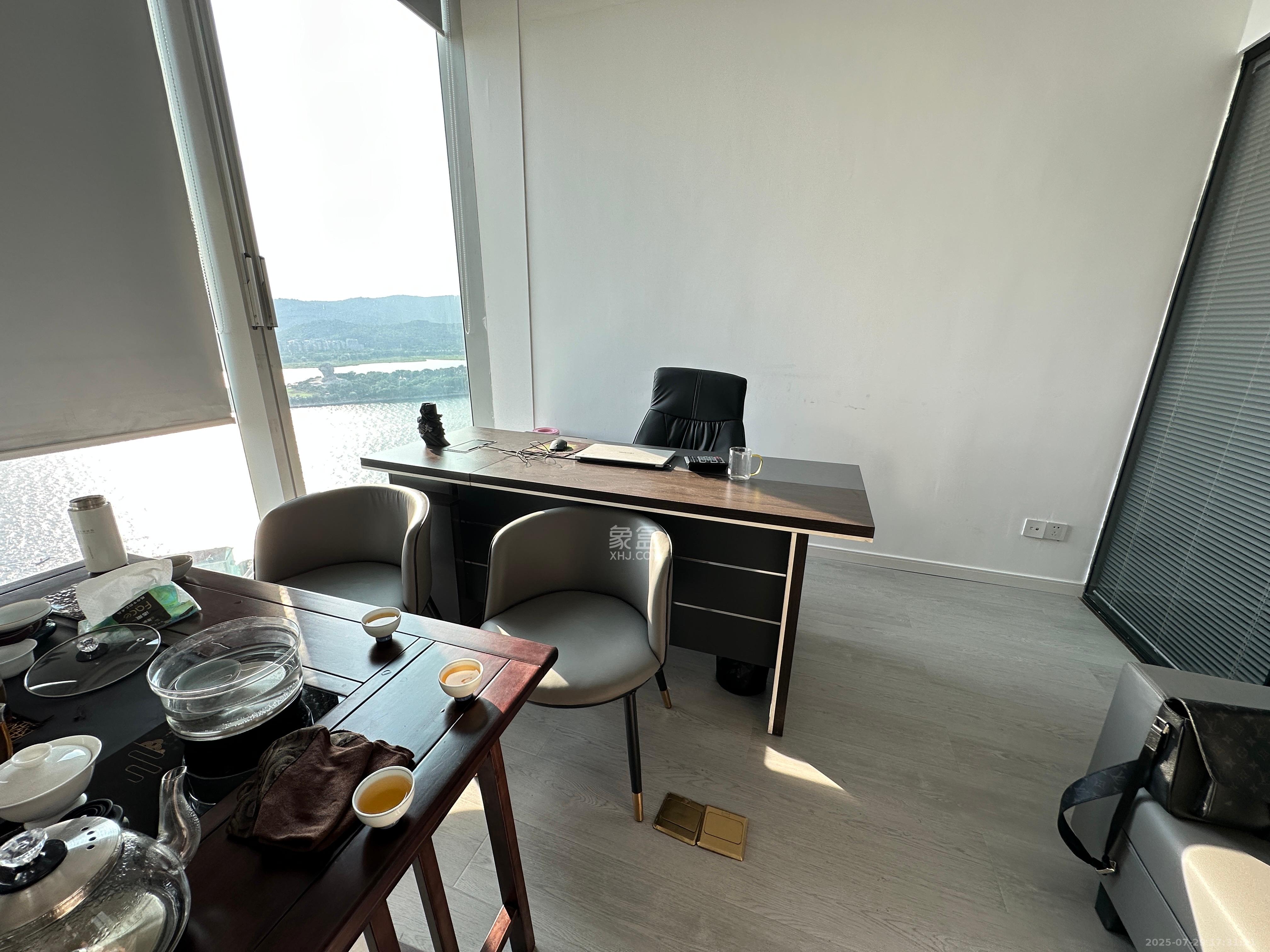 保利国际广场   76.0㎡      6500.0元/月室内图