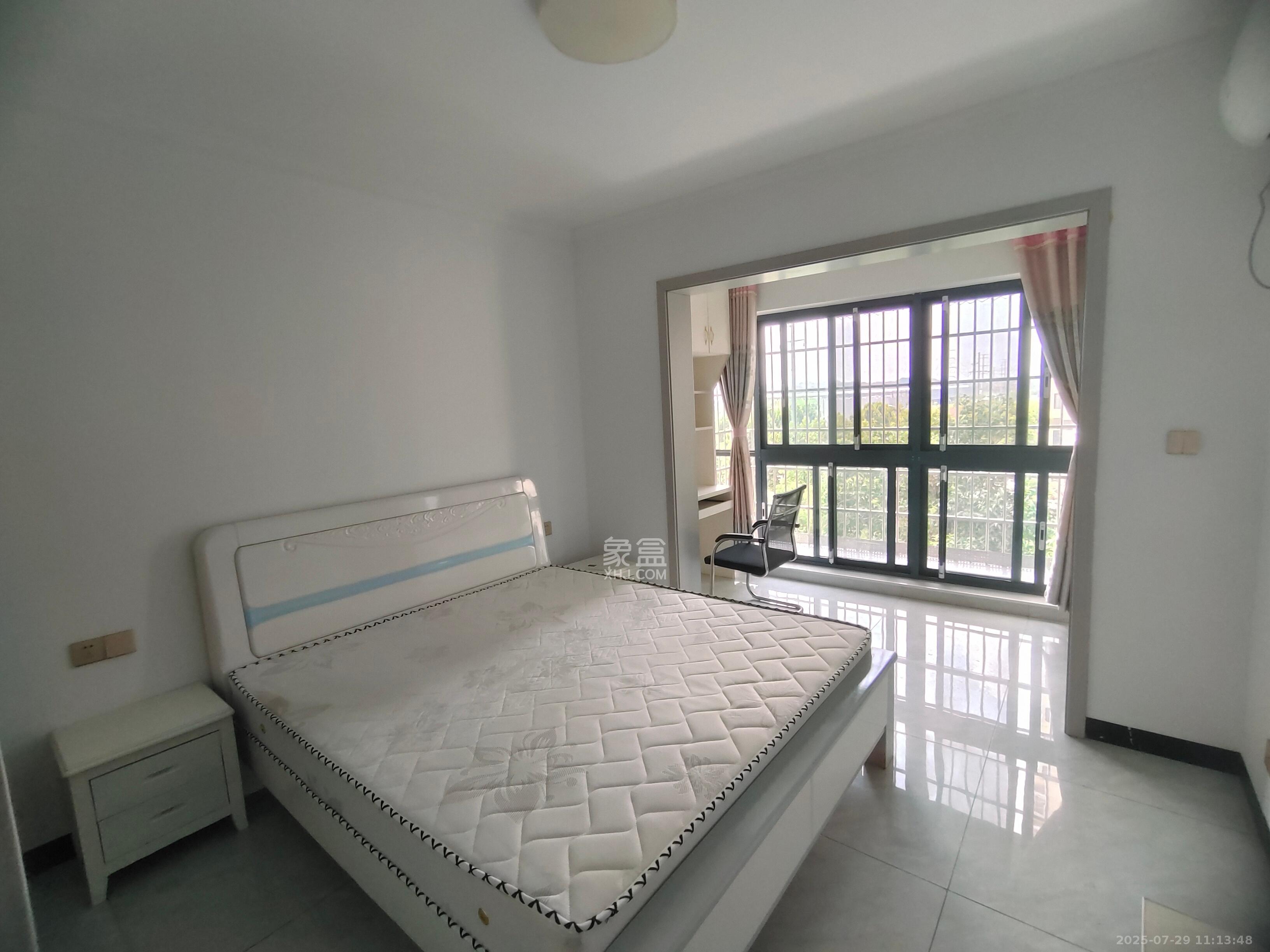 真人桥家园一期 3室1厅1卫 2100.0元/月 真人桥家园一期 3室1厅1卫 2100.0元/月室内图