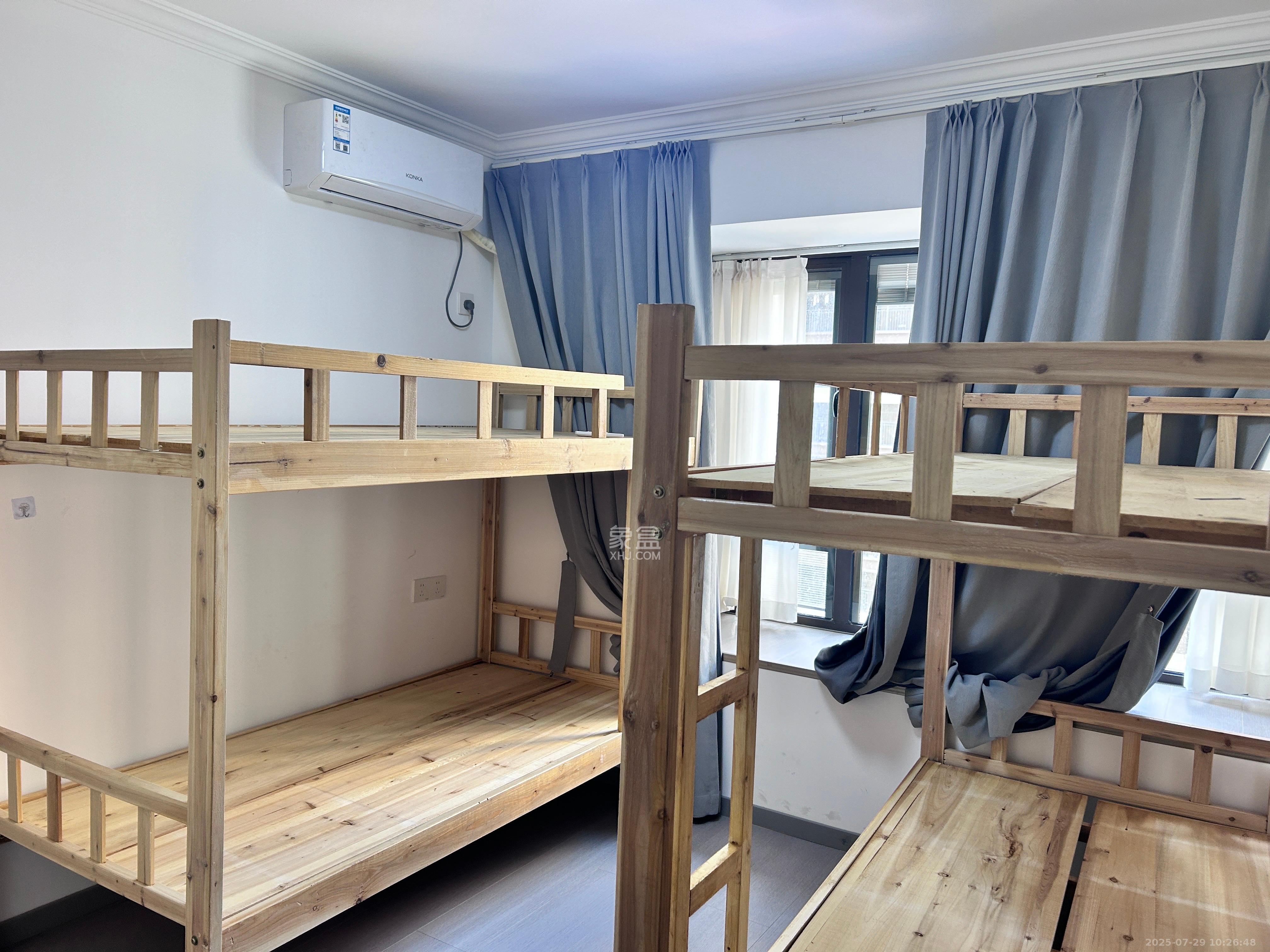 莲香园  3室0厅0卫    2400.0元/月室内图