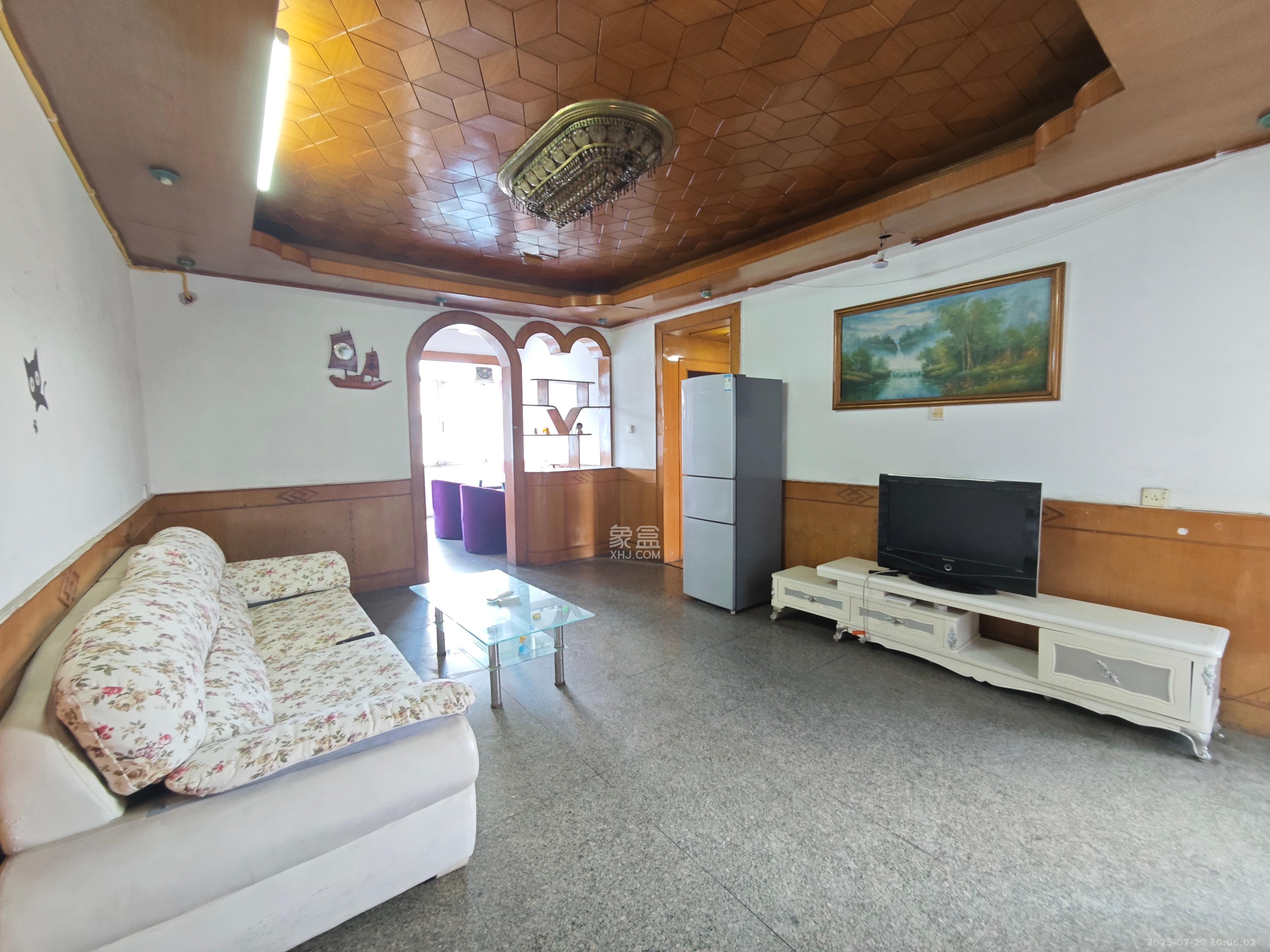 三印宿舍 2室1厅1卫 1300.0元/月 三印宿舍 2室1厅1卫 1300.0元/月室内图