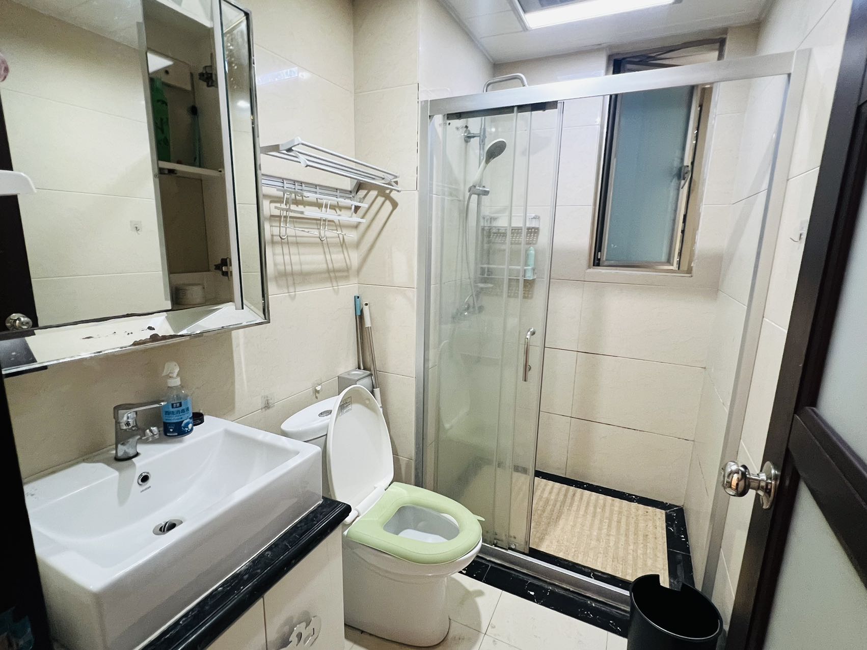 碧桂园  3室2厅1卫   1800.00元/月室内图