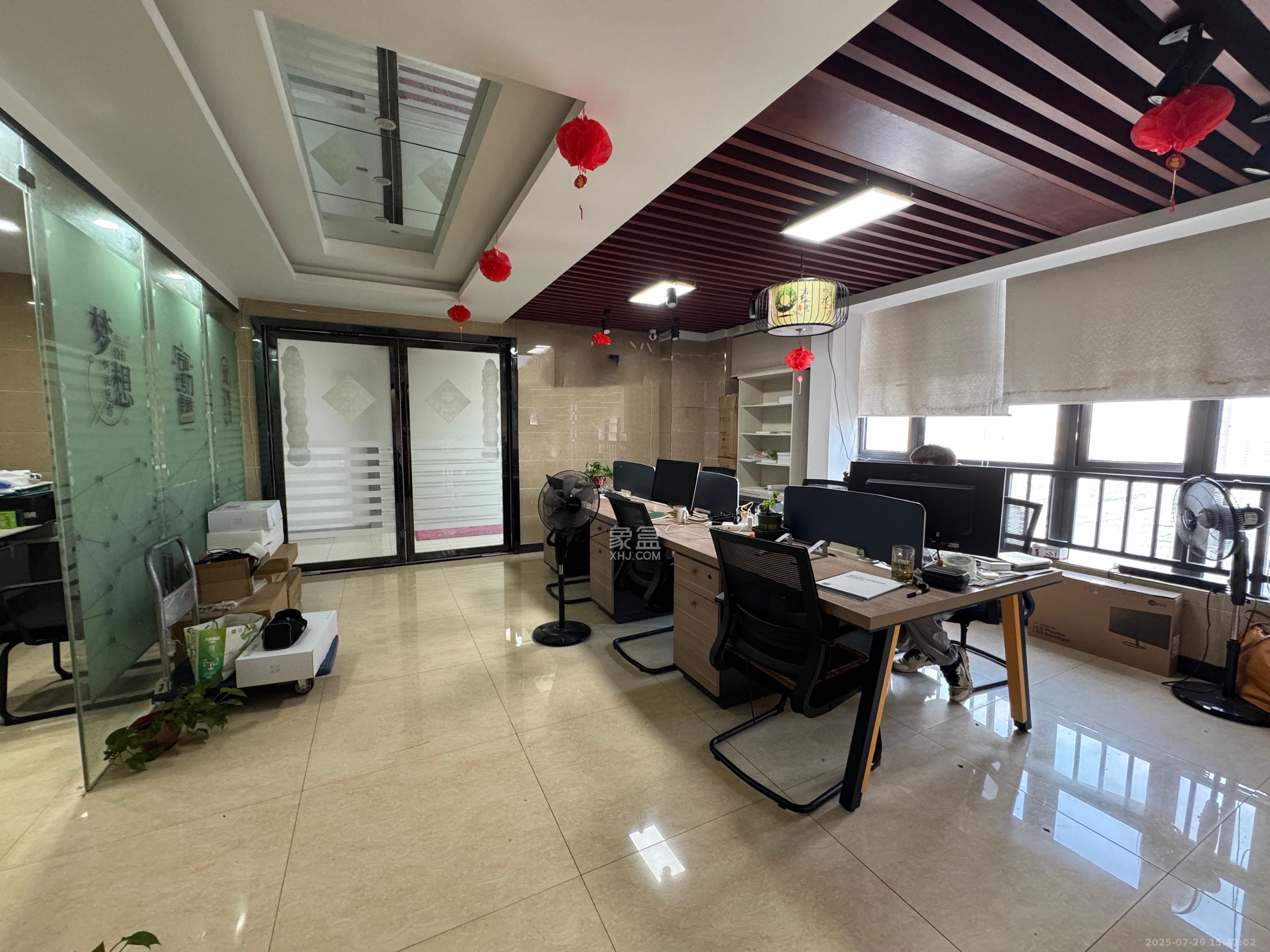 湘域相遇  2室1厅1卫    3500.0元/月室内图