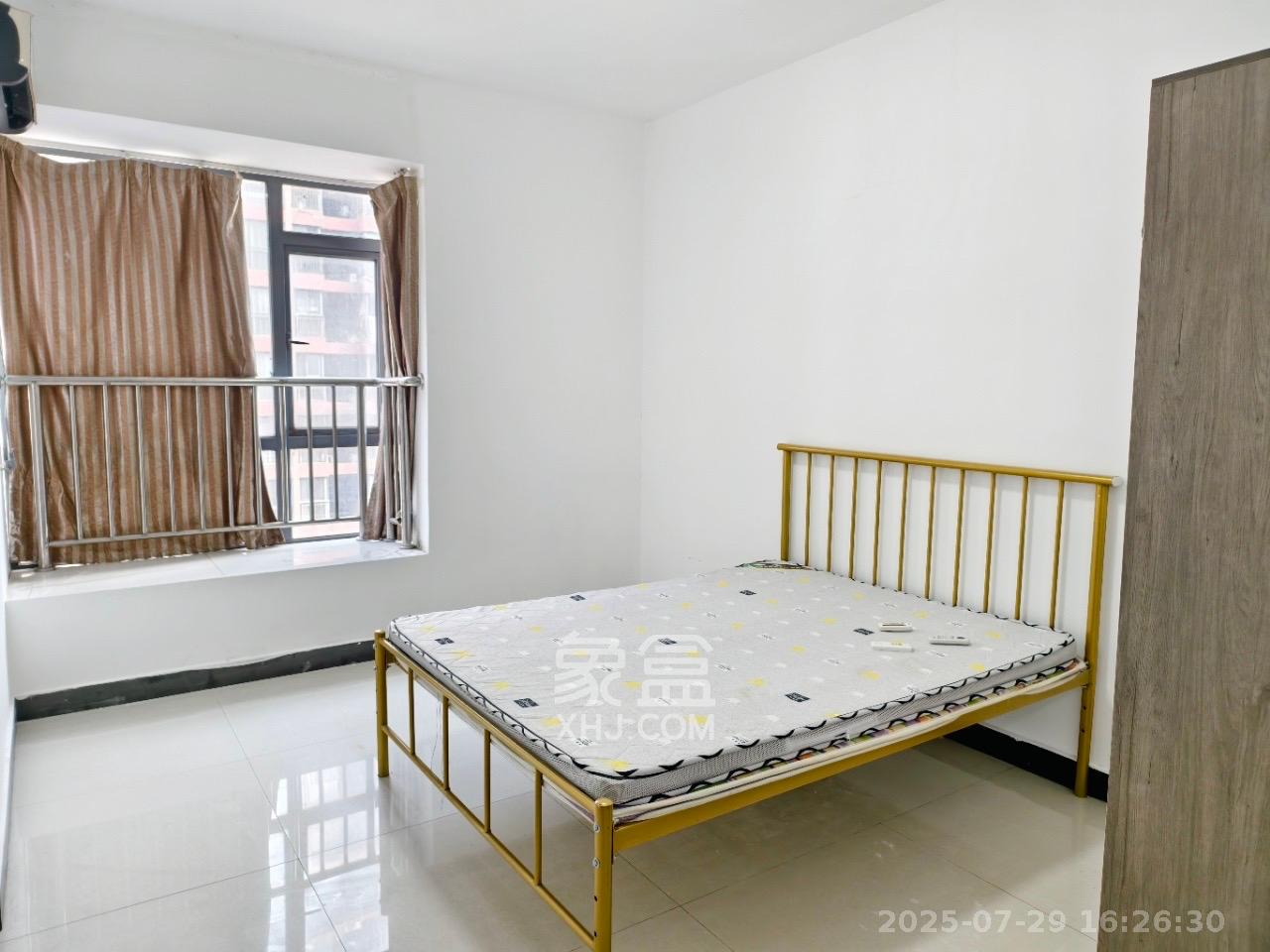 金领家族  2室1厅2卫    2300.0元/月室内图