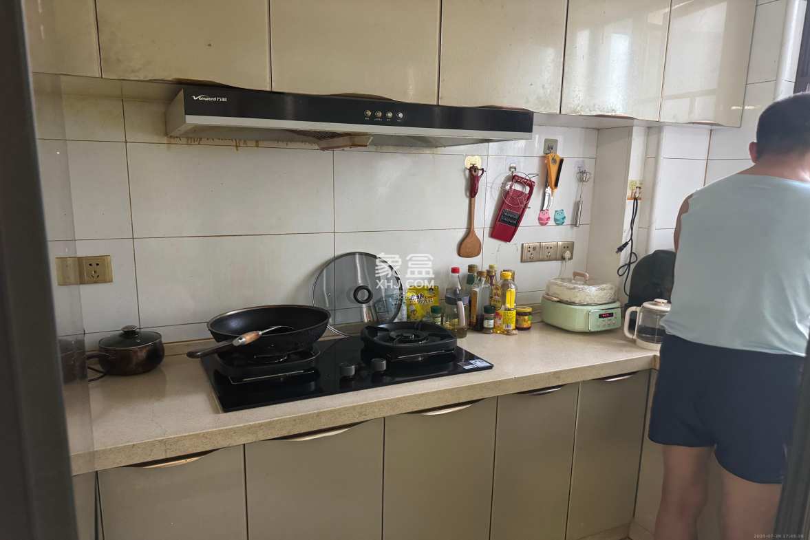 中国铁建梅溪青秀二期 4室2厅2卫 3300.0元/月 中国铁建梅溪青秀二期 4室2厅2卫 3300.0元/月室内图