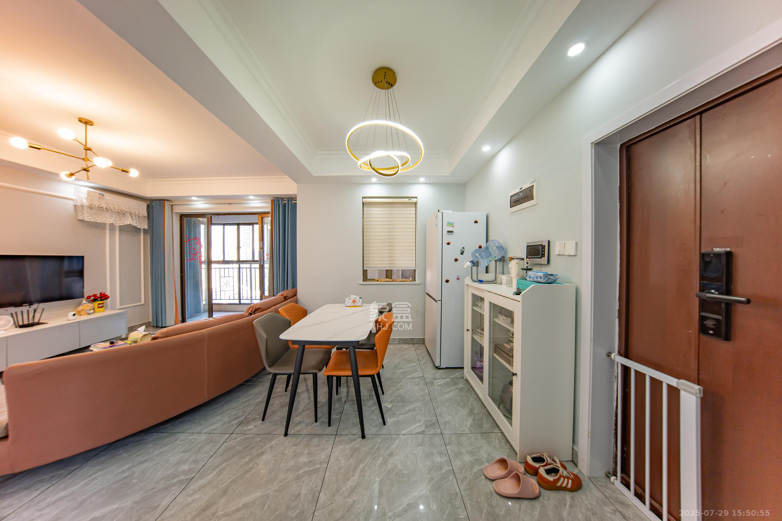 江山帝景雅典  1室2厅1卫    2400.0元/月 江山帝景雅典  1室2厅1卫    2400.0元/月室内图