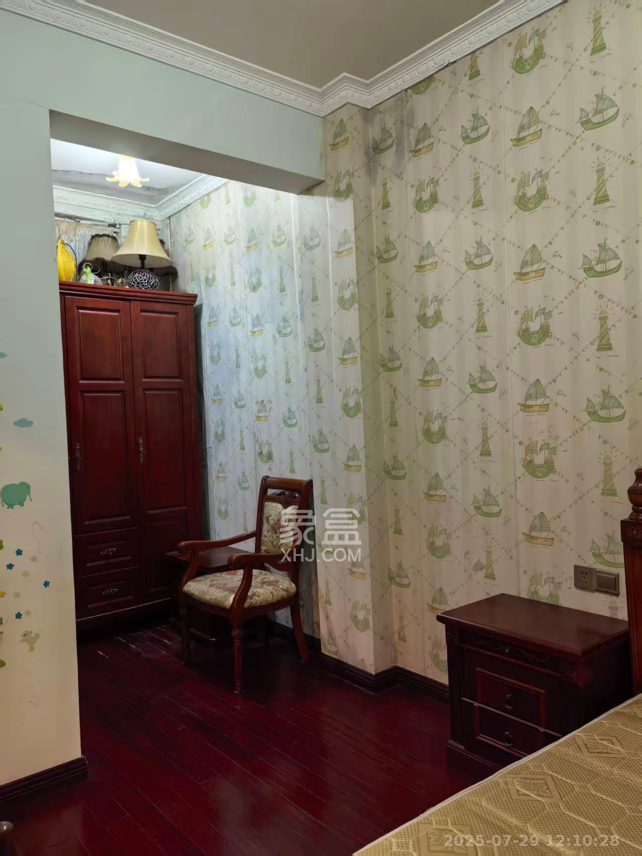 郡原居里 1室1厅1卫 700.0元/月 郡原居里 1室1厅1卫 700.0元/月室内图