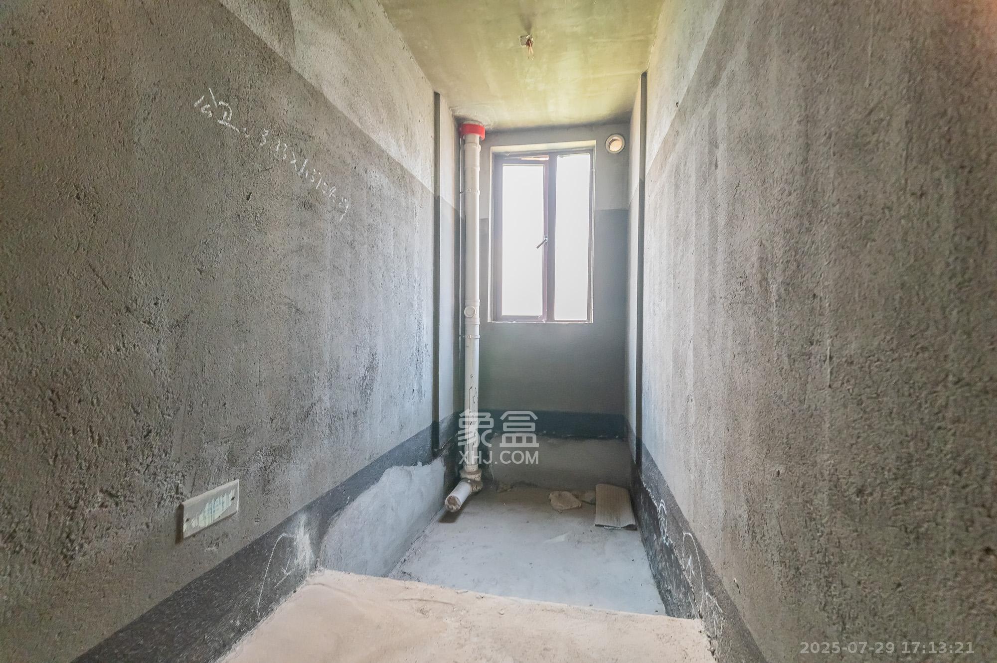 艺源颂雅小区(719街区)  4室2厅2卫    90.0万 艺源颂雅小区(719街区)  4室2厅2卫    90.0万其他