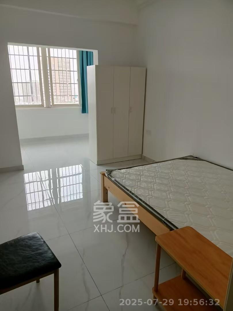 开宇大厦  2室1厅1卫    2800.0元/月 开宇大厦  2室1厅1卫    2800.0元/月室内图