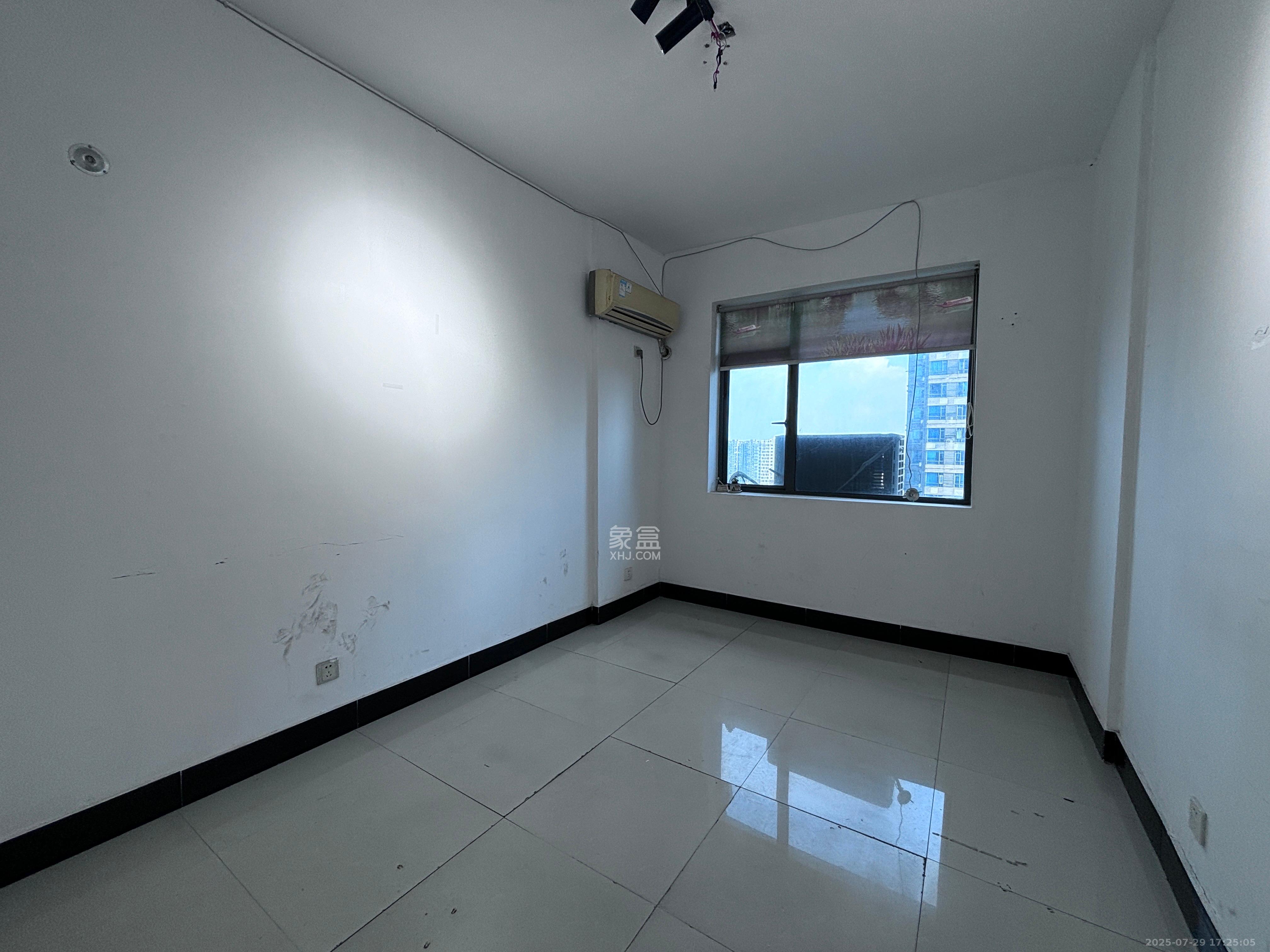 BOBO天下城（CTA财富中心）  3室2厅1卫    3000.0元/月室内图