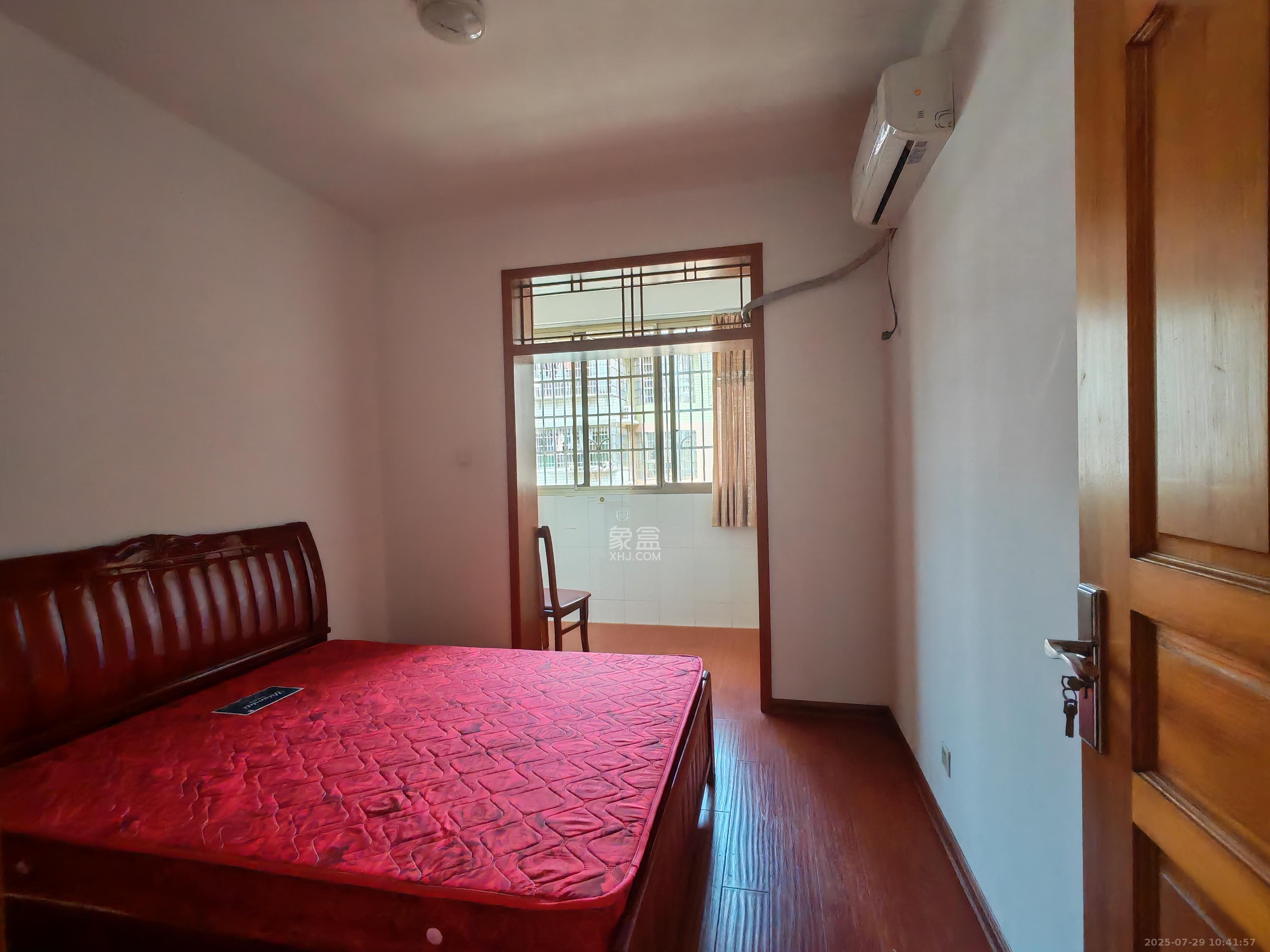 荷叶小区 2室2厅1卫 1400.0元/月 荷叶小区 2室2厅1卫 1400.0元/月室内图